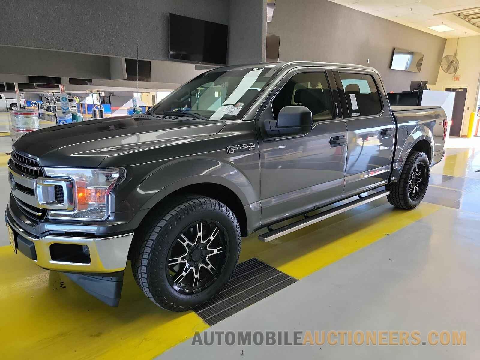 1FTEW1CP8JFA16383 Ford F-150 2018