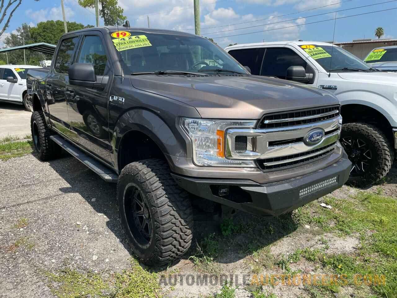 1FTEW1E42KFA82335 FORD F-150 2019