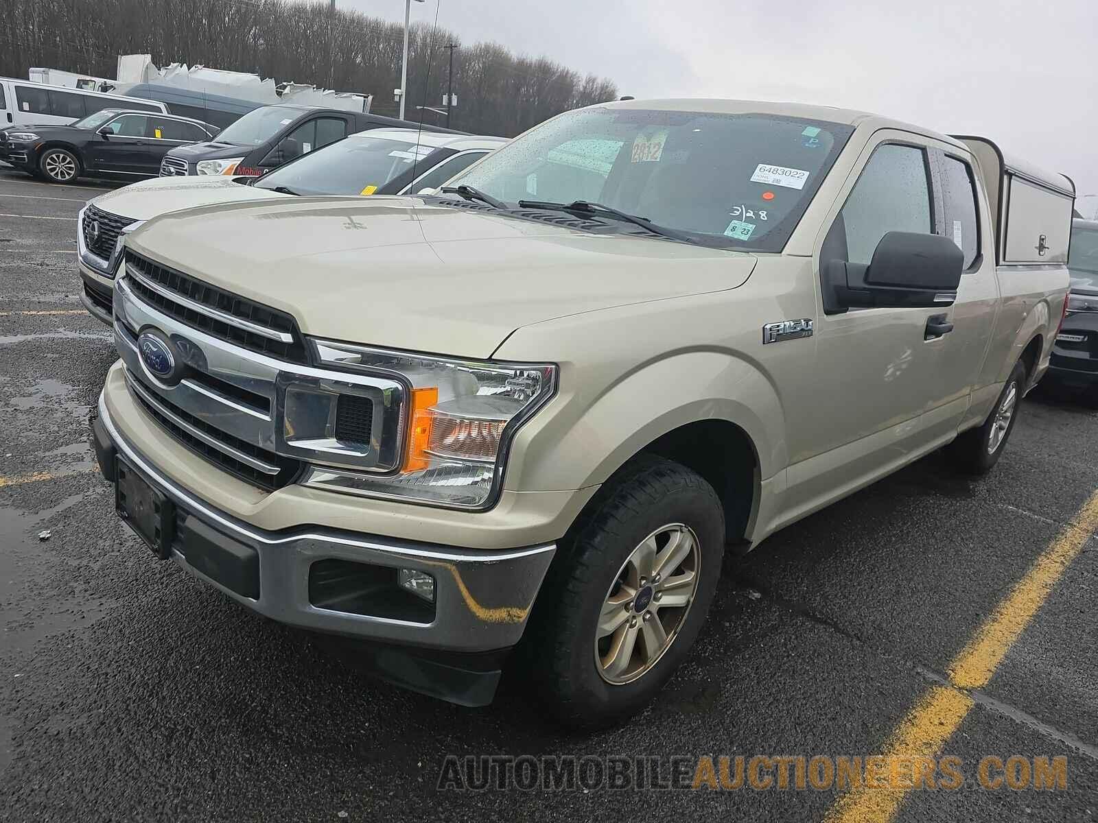 1FTEX1C58JFD53261 Ford F-150 XLT 2018