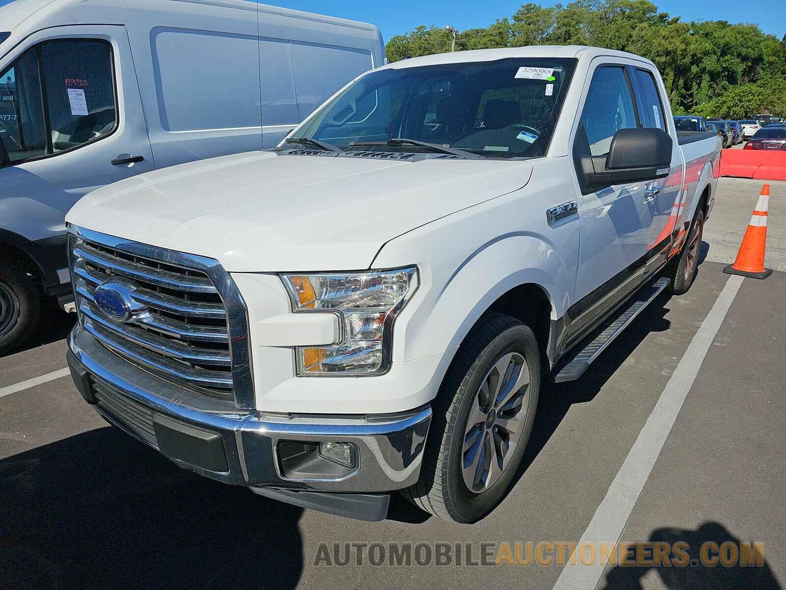 1FTEX1CF2HKC58432 Ford F-150 XLT 2017