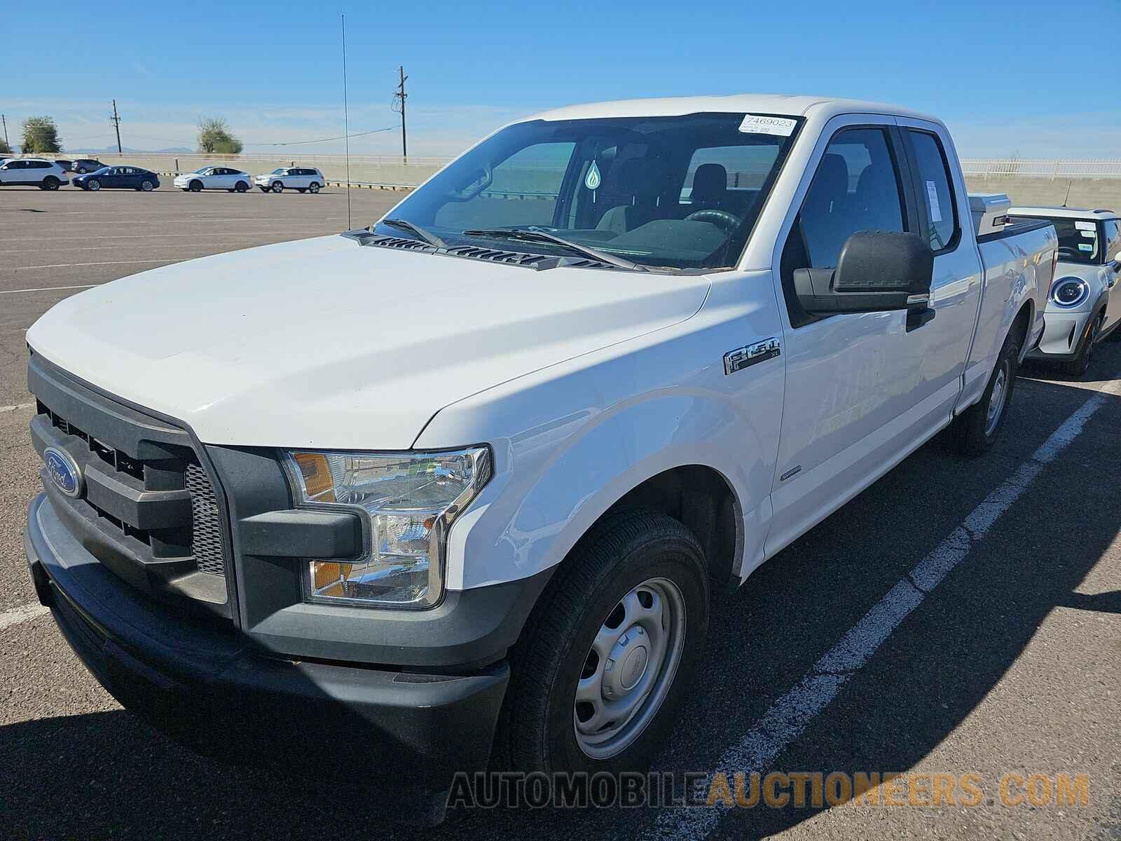 1FTEX1CG3HKD77793 Ford F-150 XL 2017