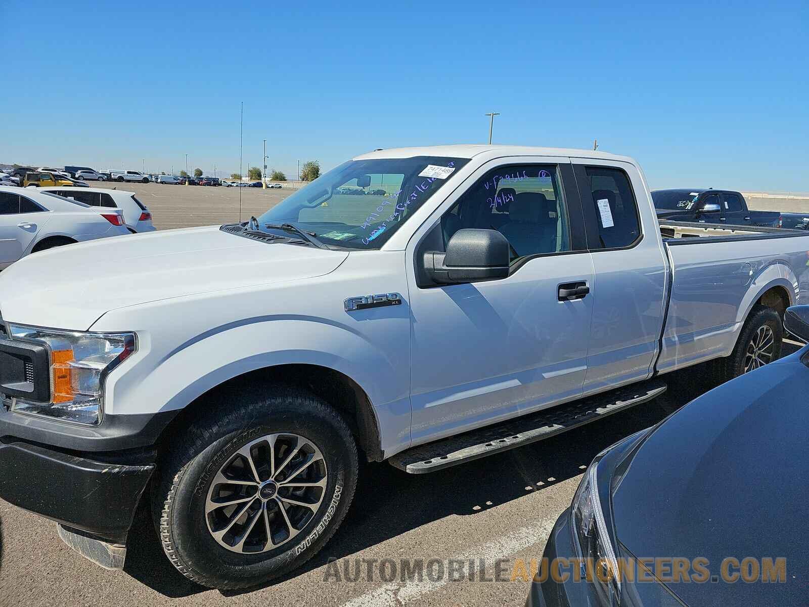 1FTEX1CP0KKF29665 Ford F-150 2019