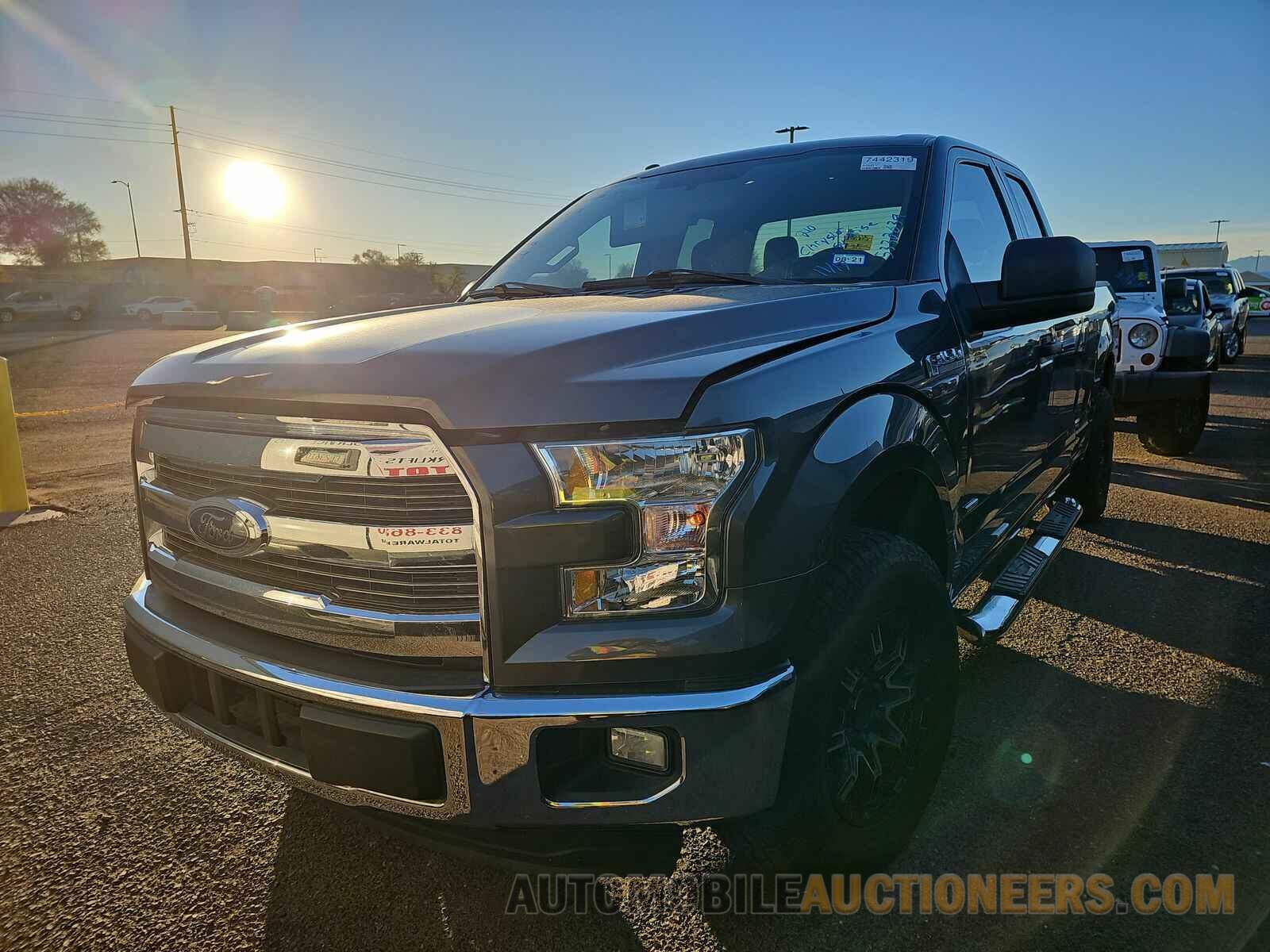 1FTEX1CP1HFA32979 Ford F-150 XLT 2017