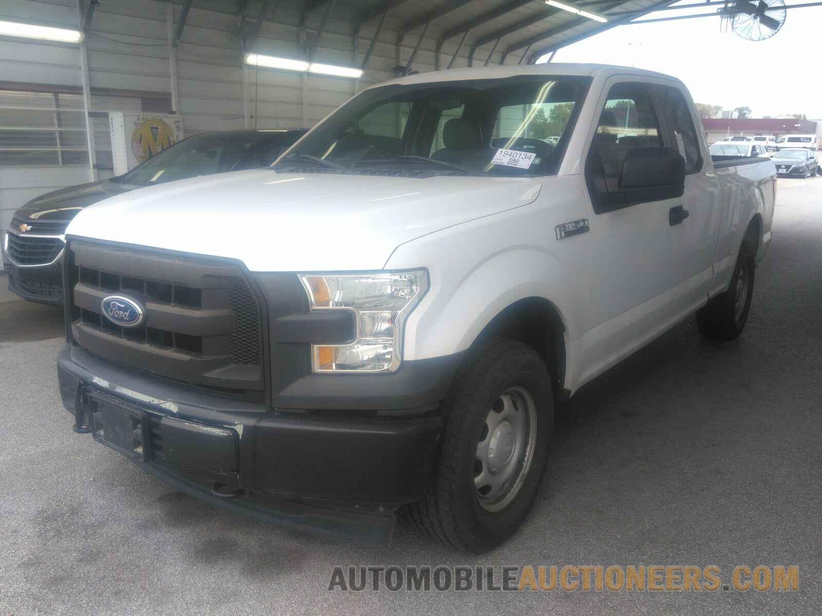 1FTEX1E82HKE15178 Ford F-150 2017