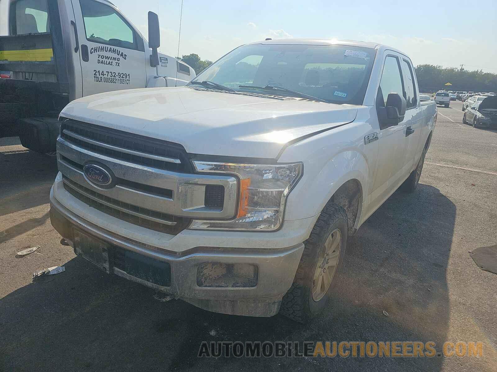 1FTEX1EB1JKF05889 Ford F-150 XLT 2018