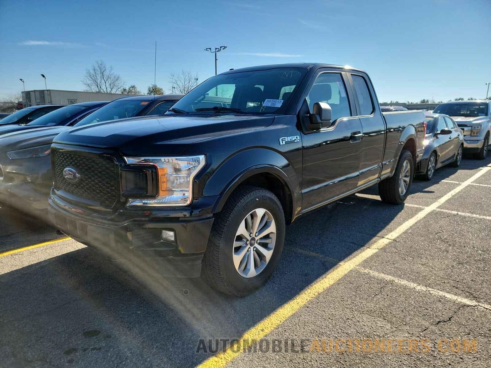 1FTEX1EP8JKE20124 Ford F-150 2018