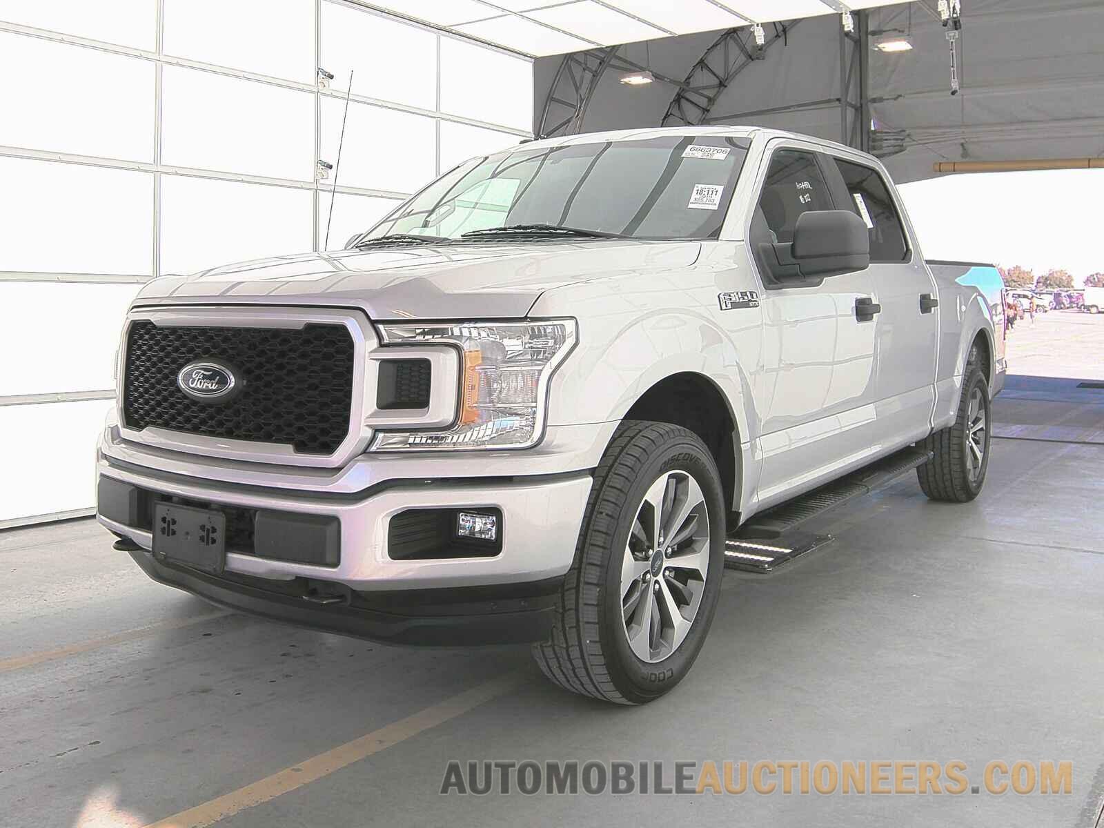 1FTFW1E45KKD13935 Ford F-150 2019