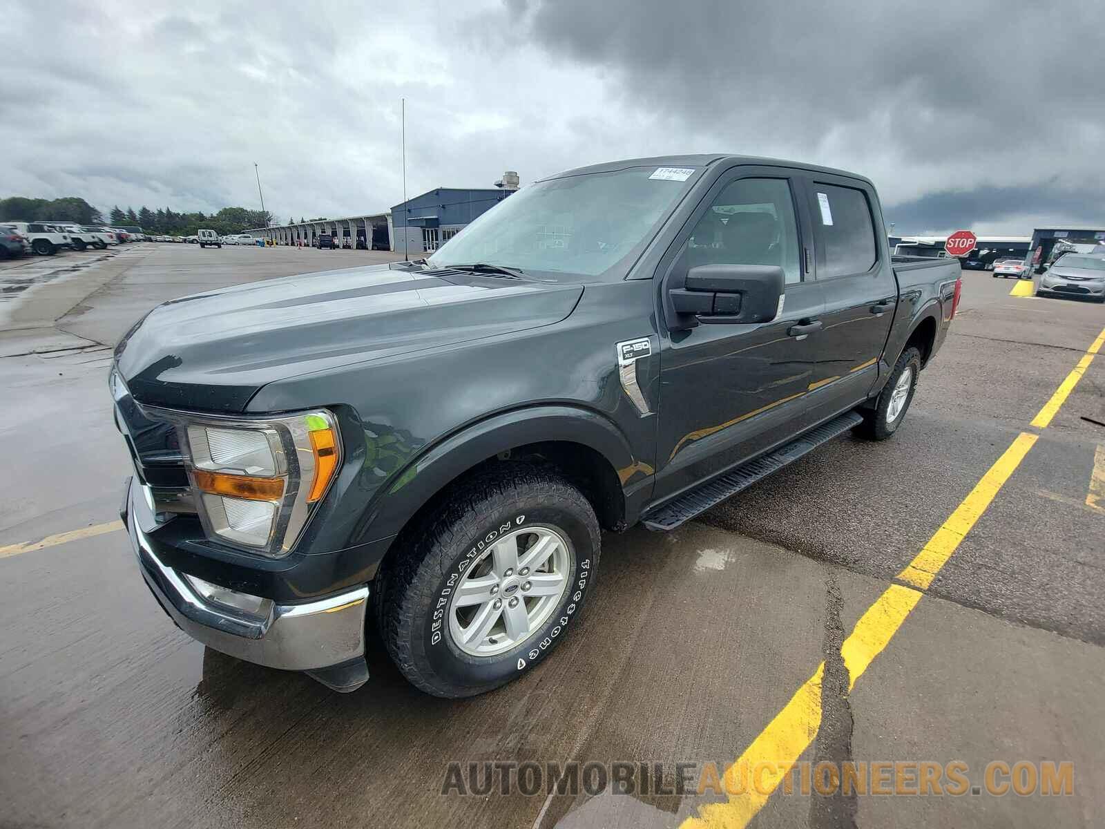 1FTFW1E82MKE08121 Ford F-150 2021