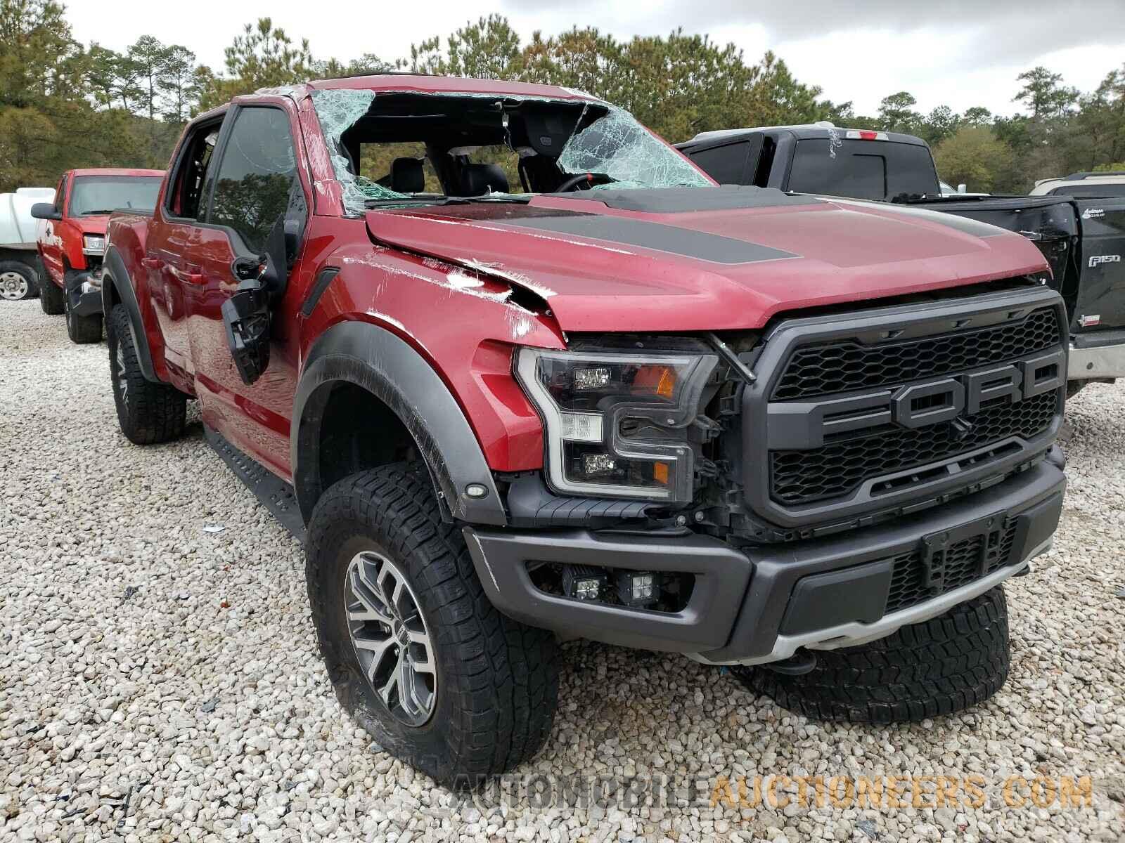 1FTFW1RG0HFA74140 FORD F150 SVT 2017