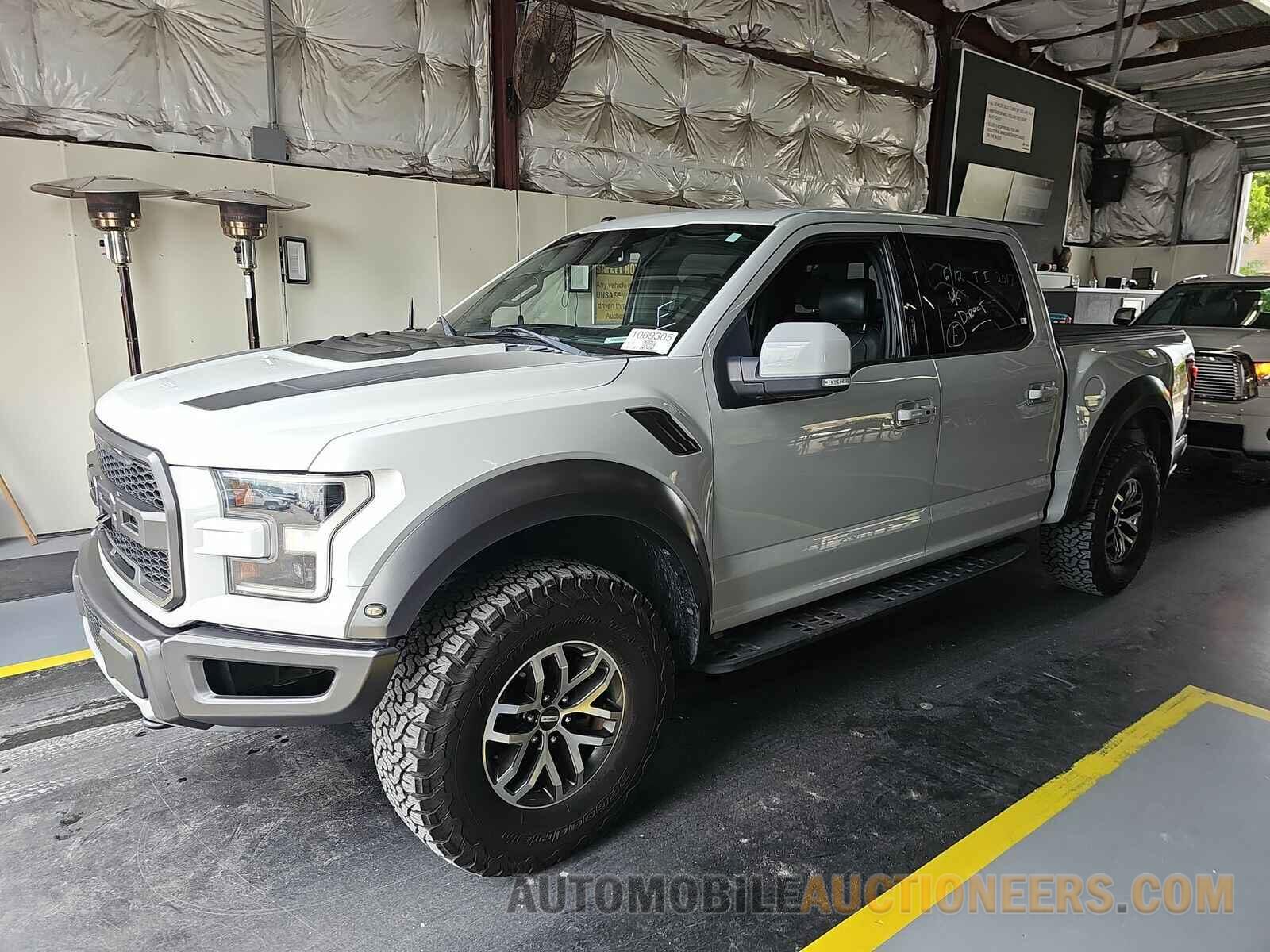 1FTFW1RG0HFB62749 Ford F-150 2017