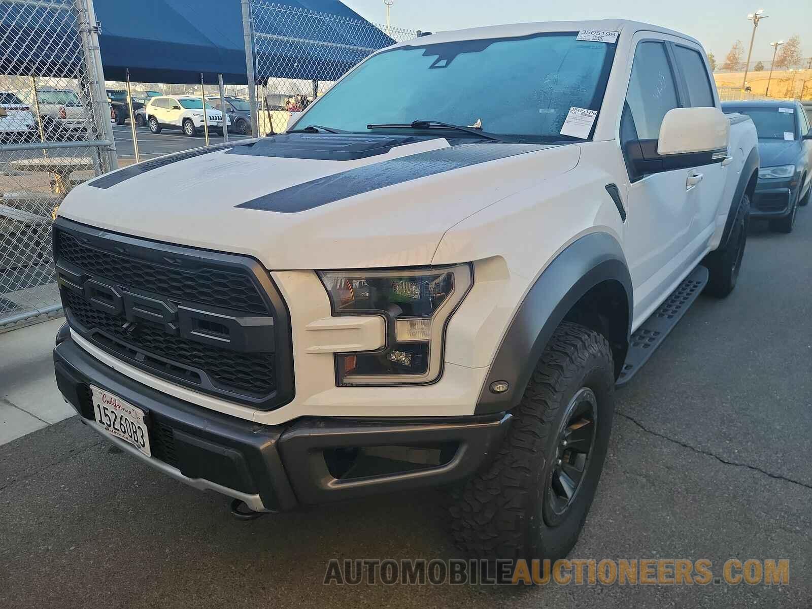 1FTFW1RG1JFC70867 Ford F-150 2018