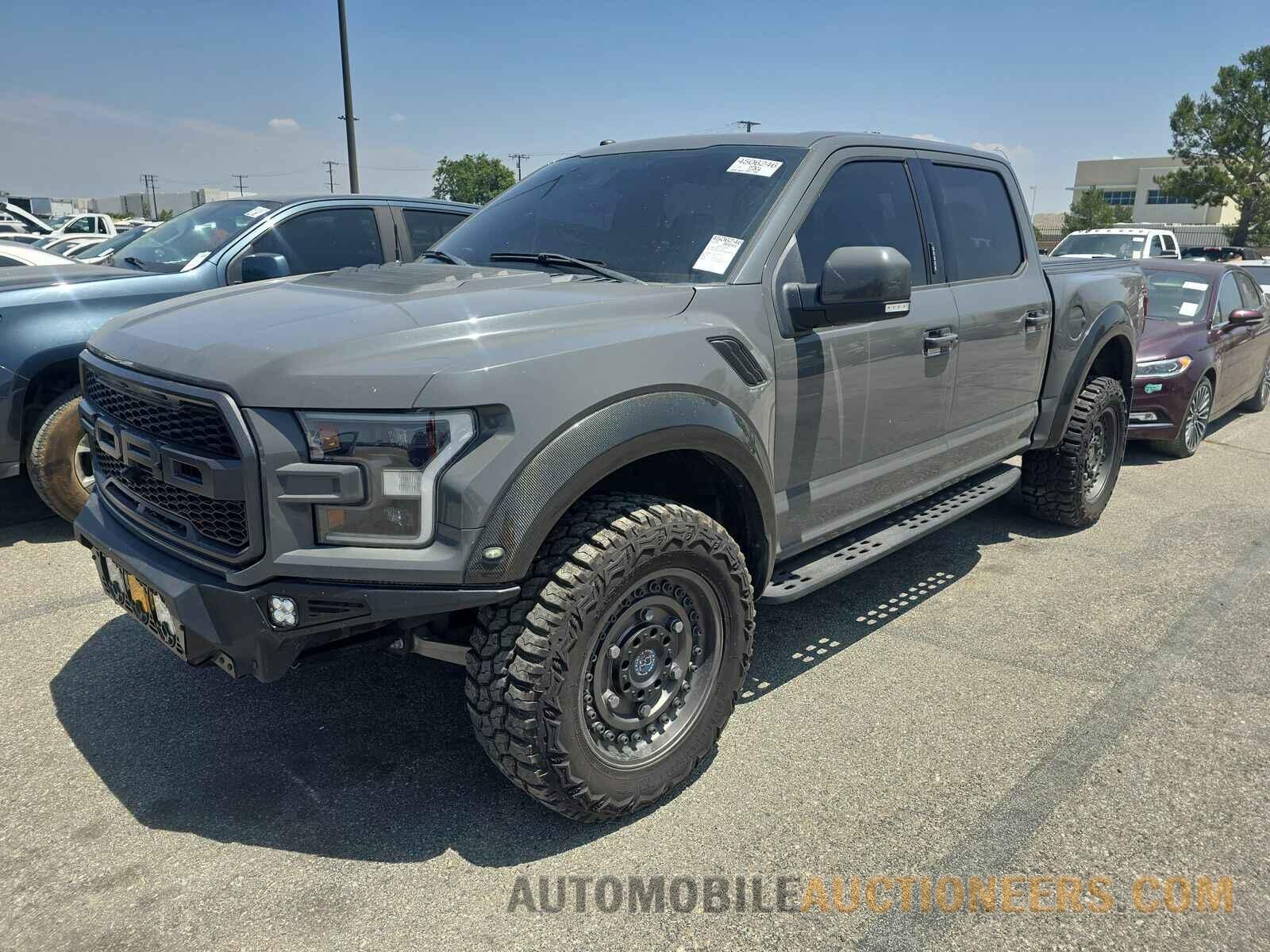 1FTFW1RG2JFE49256 Ford F-150 2018