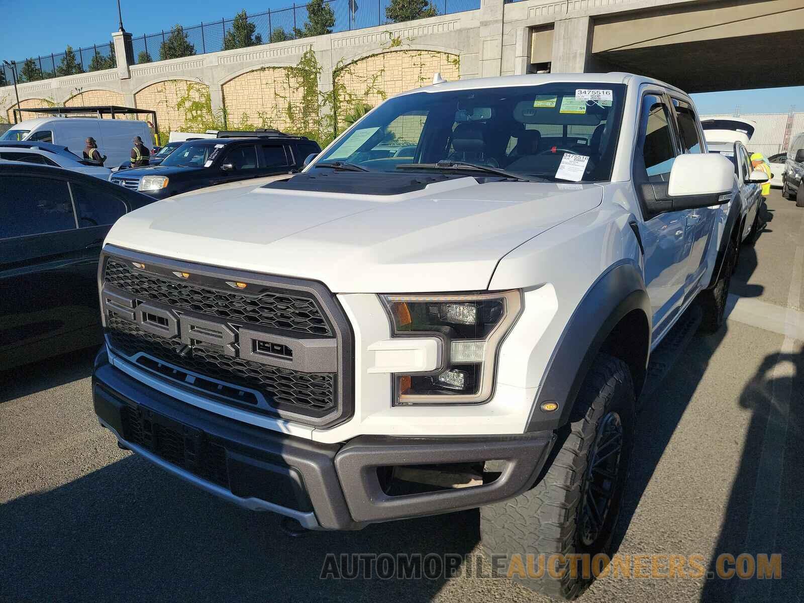 1FTFW1RG3KFB17165 Ford F-150 2019