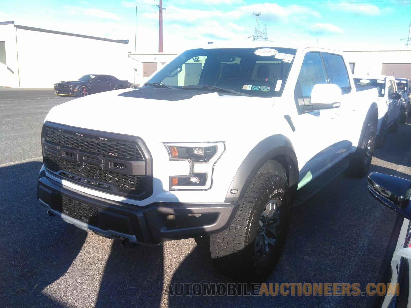 1FTFW1RG6HFC16765 Ford F-150 2017