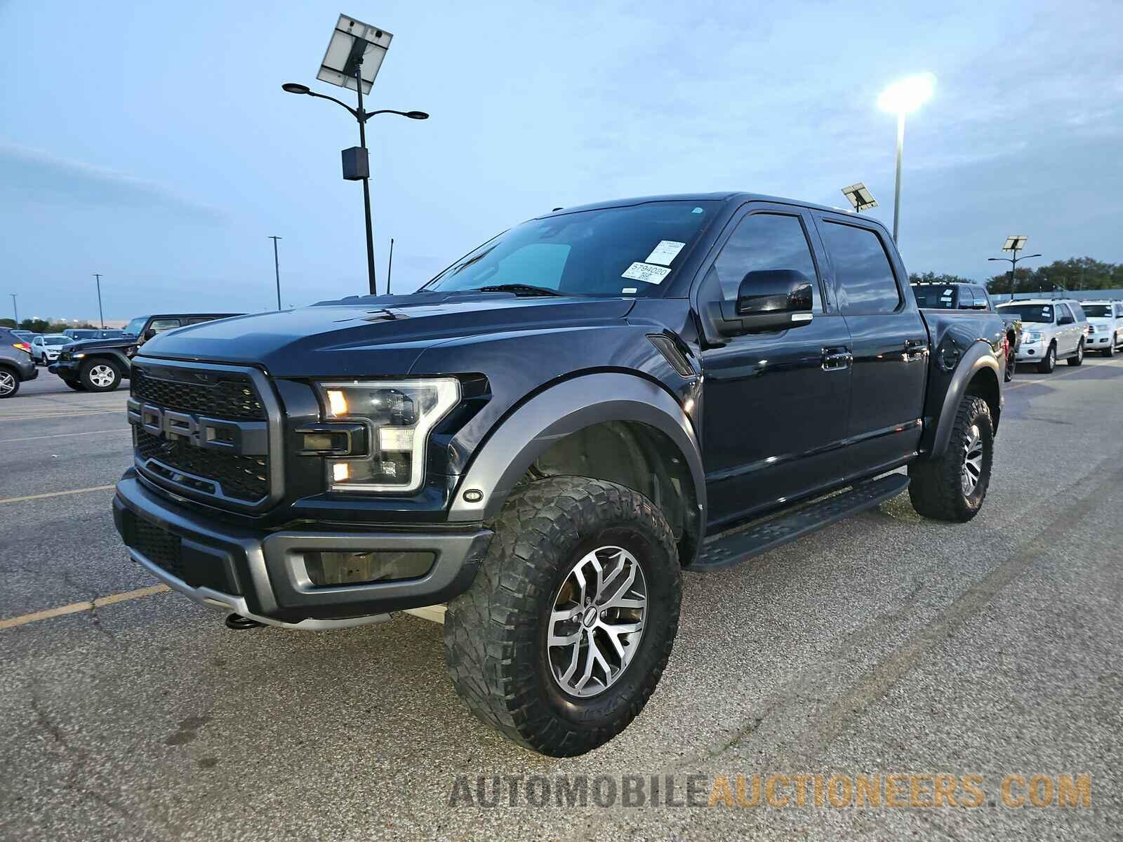 1FTFW1RG7HFB76292 Ford F-150 2017