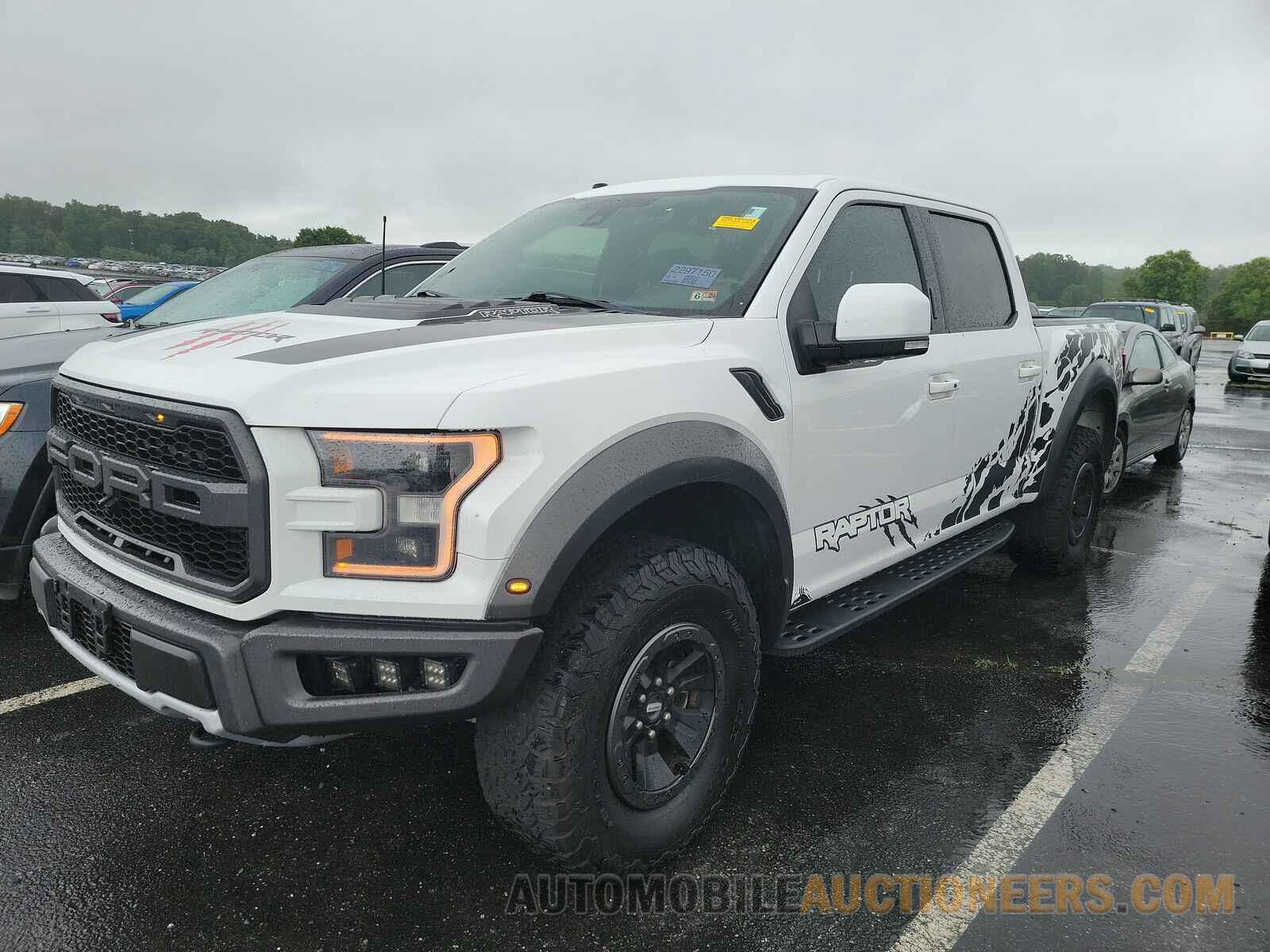 1FTFW1RG7HFC57437 Ford F-150 2017