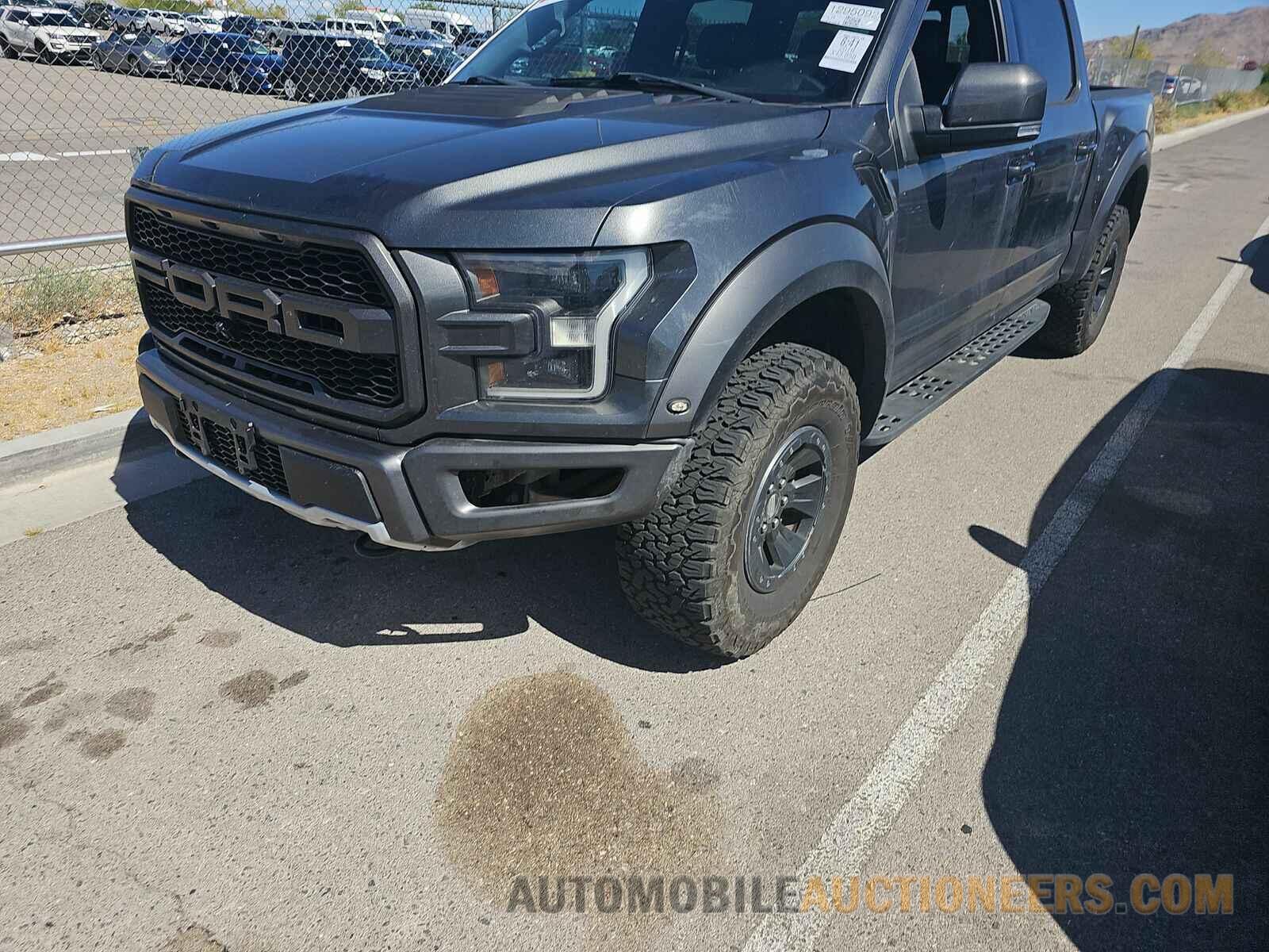 1FTFW1RG7JFB99495 Ford F-150 2018