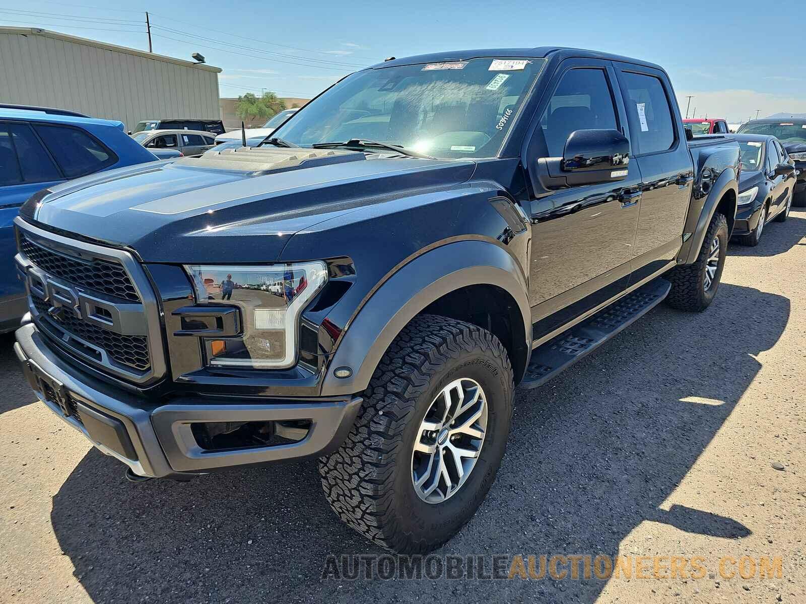 1FTFW1RG8HFB63812 Ford F-150 2017