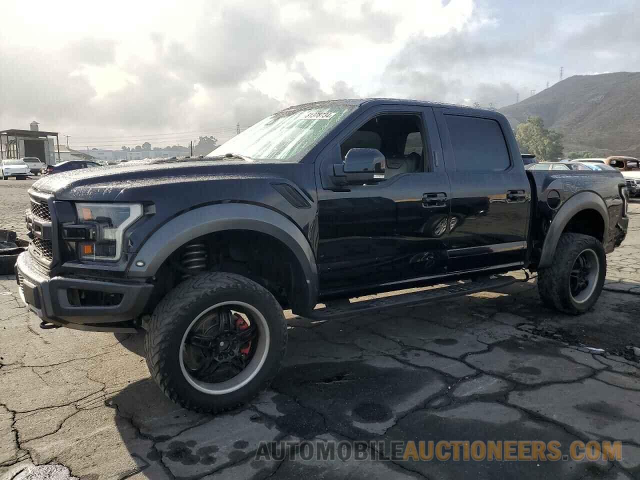 1FTFW1RG8HFB65978 FORD F150 2017