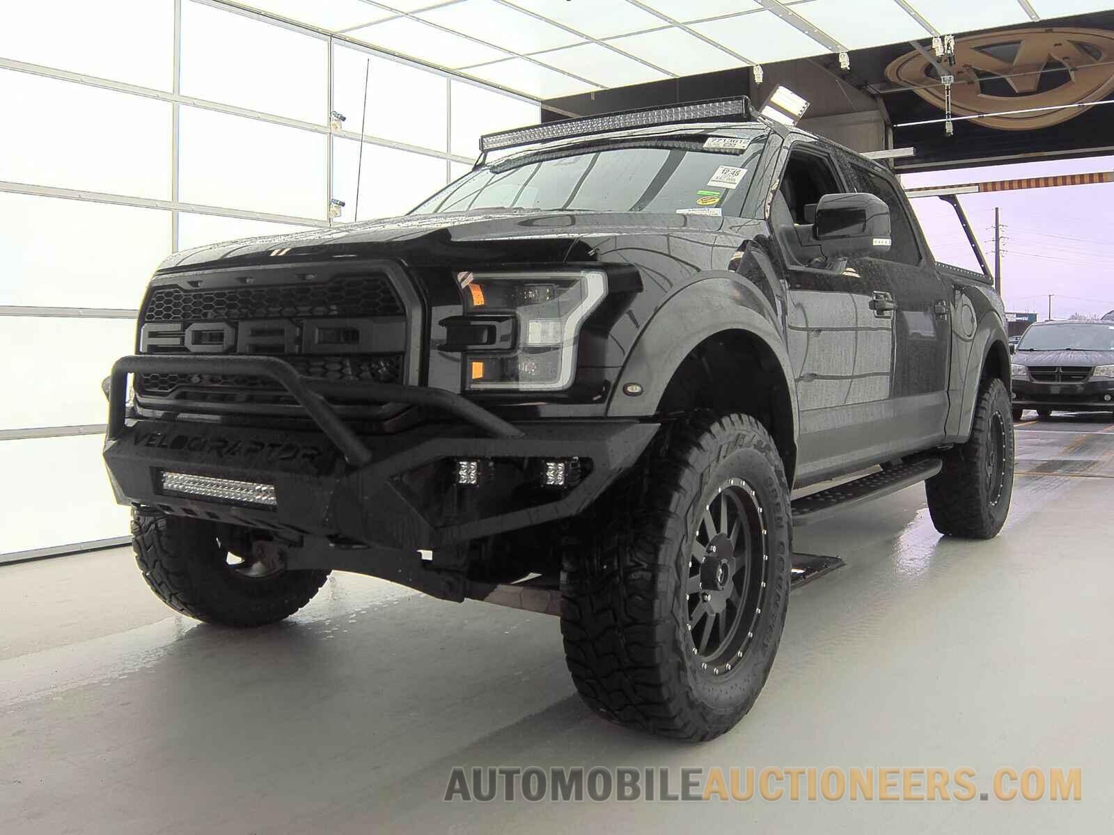1FTFW1RG8HFC92522 Ford F-150 2017