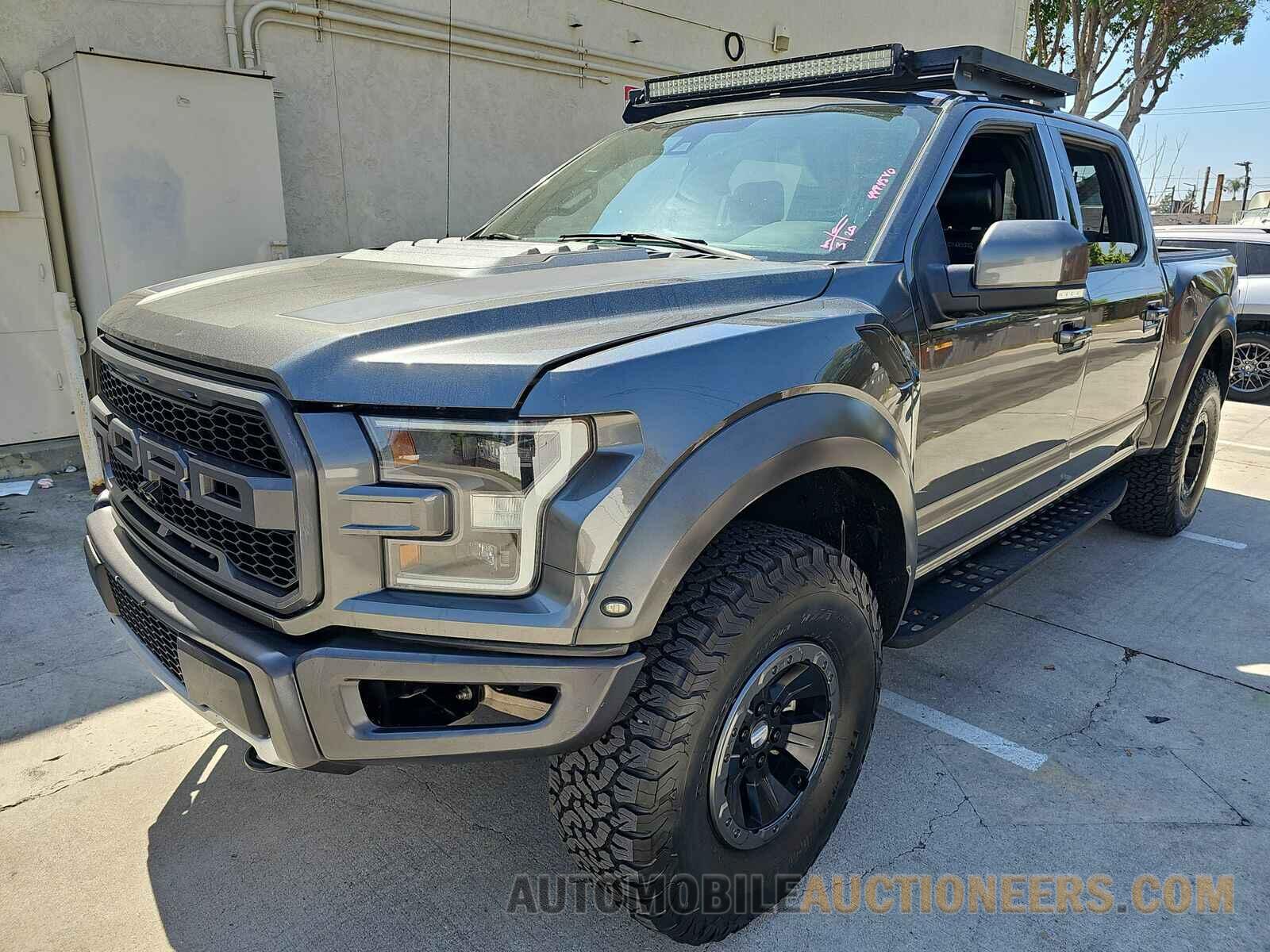 1FTFW1RGXHFC35691 Ford F-150 2017