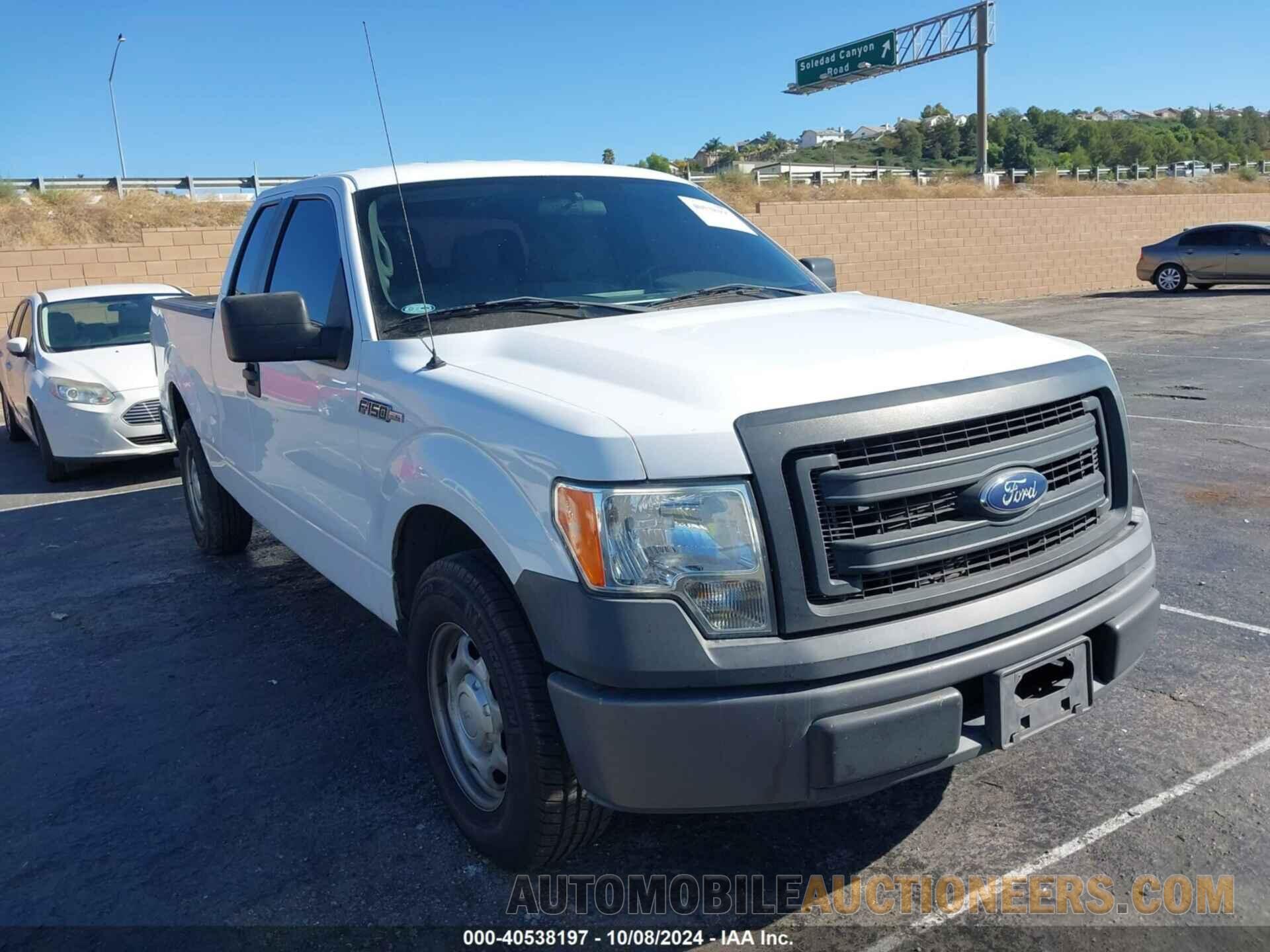 1FTFX1CF7EKG21811 FORD F-150 2014