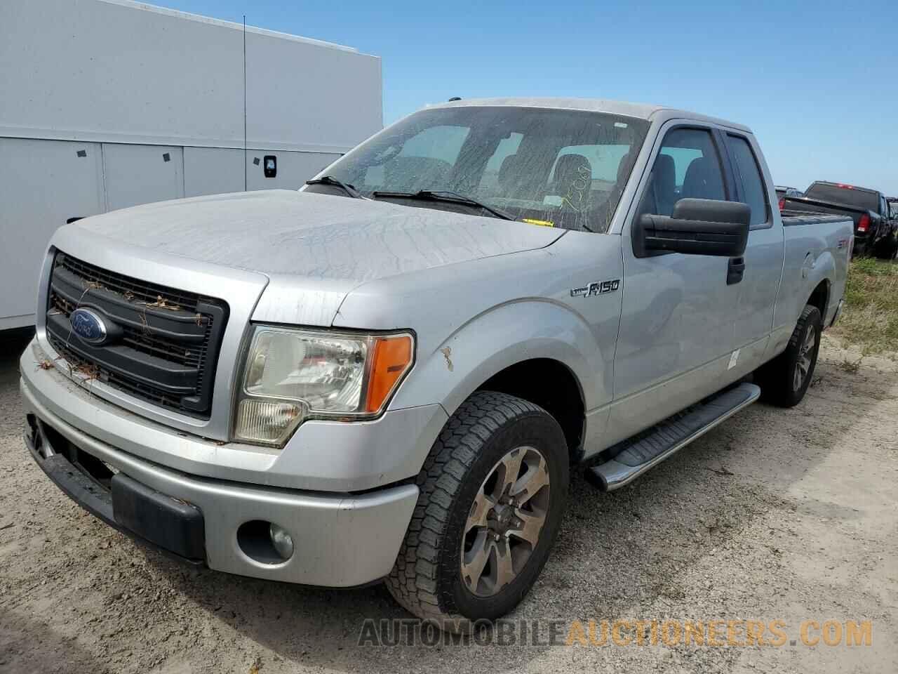 1FTFX1CFXDFD76946 FORD F-150 2013