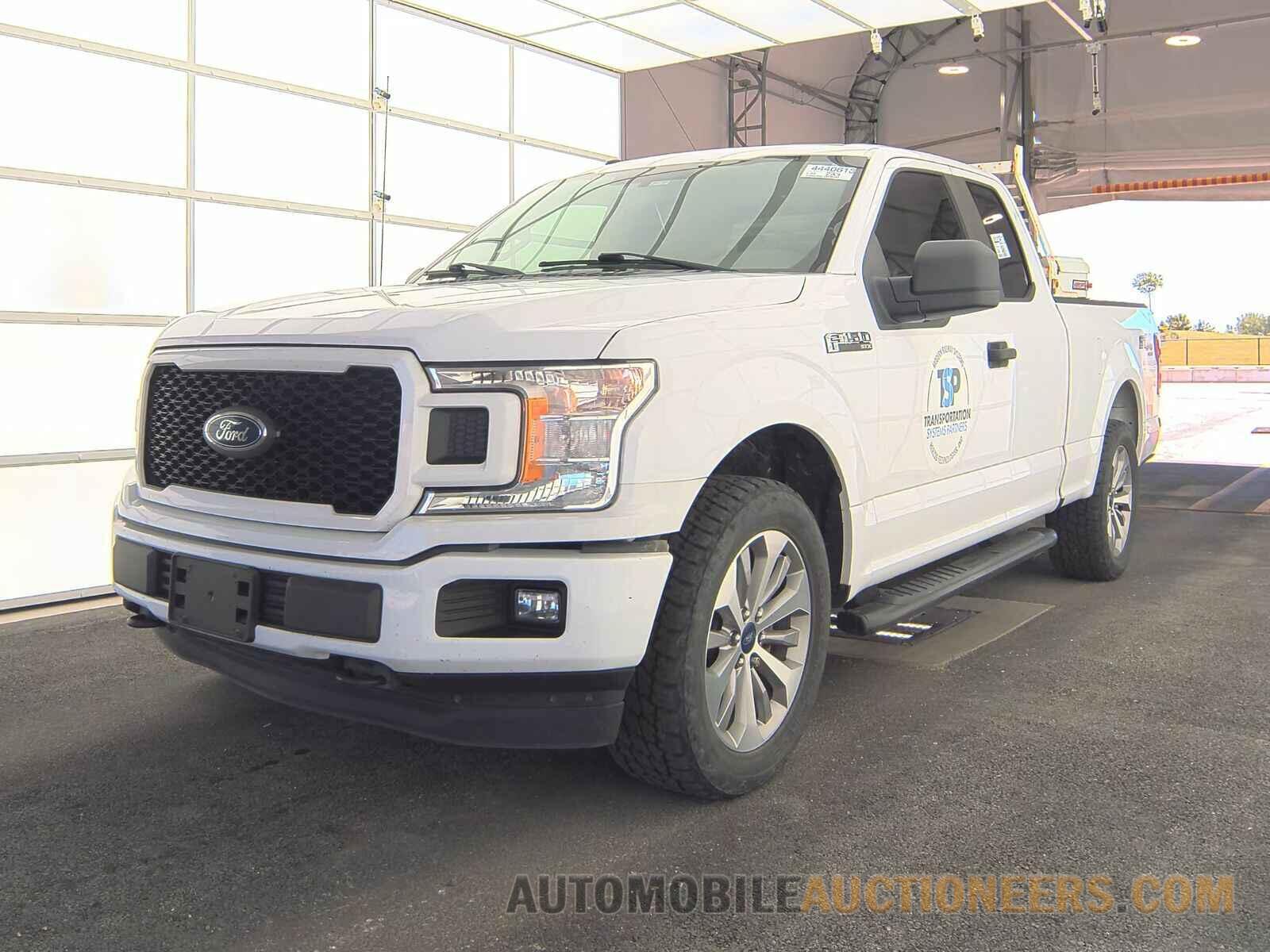 1FTFX1E52JKD16425 Ford F-150 XL 2018