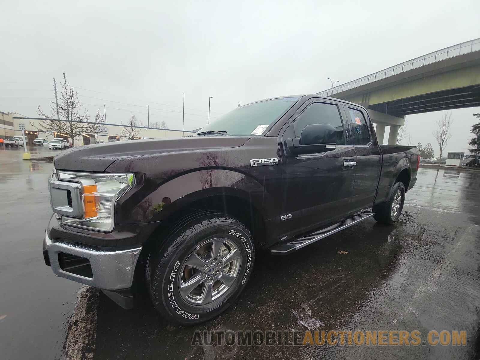 1FTFX1E52JKD70789 Ford F-150 XLT 2018