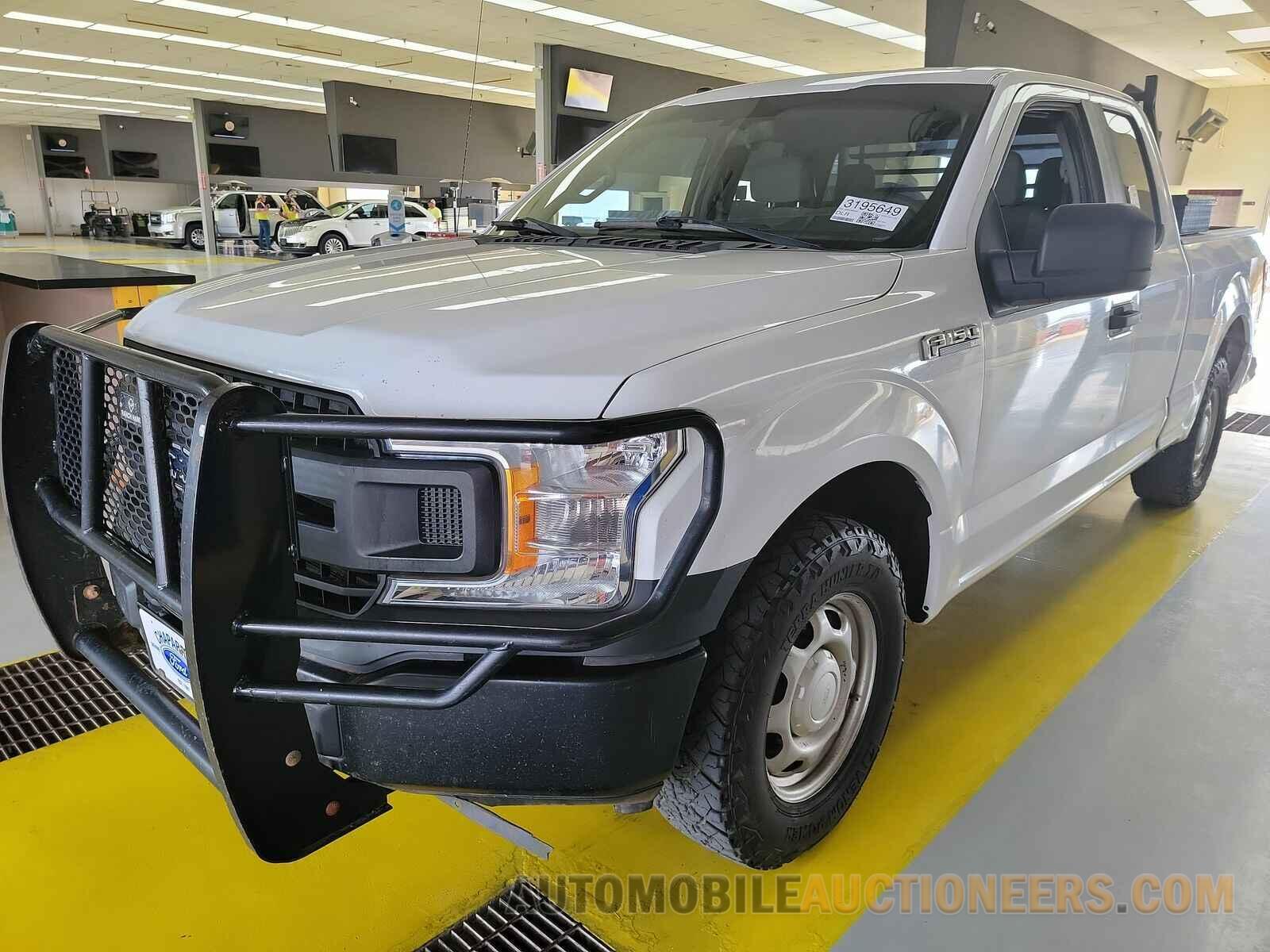 1FTFX1E56JKC08244 Ford F-150 XL 2018