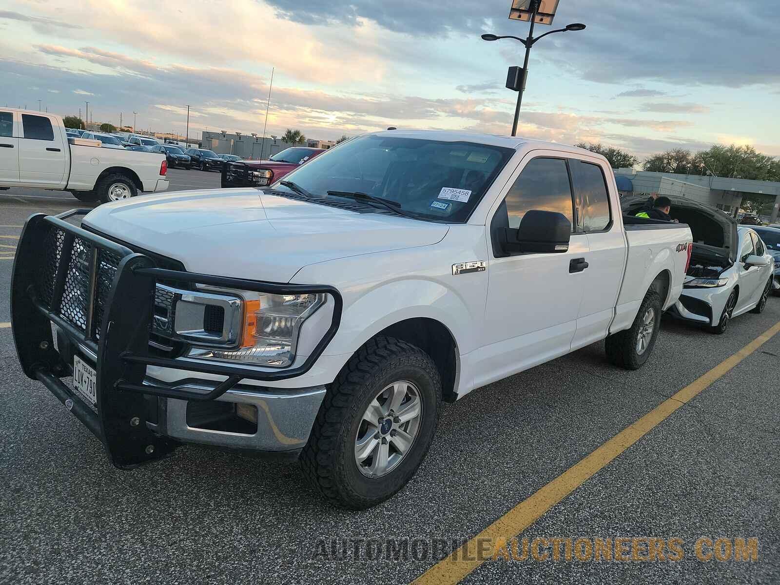 1FTFX1E56JKC58531 Ford F-150 XLT 2018