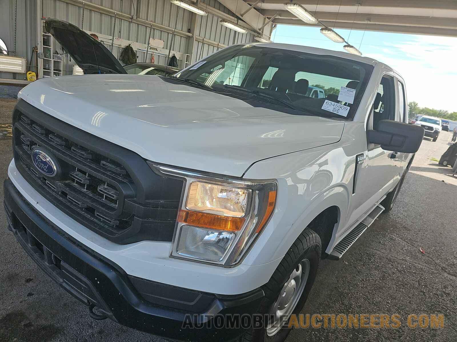 1FTFX1E56MFA04315 Ford F-150 XL 2021