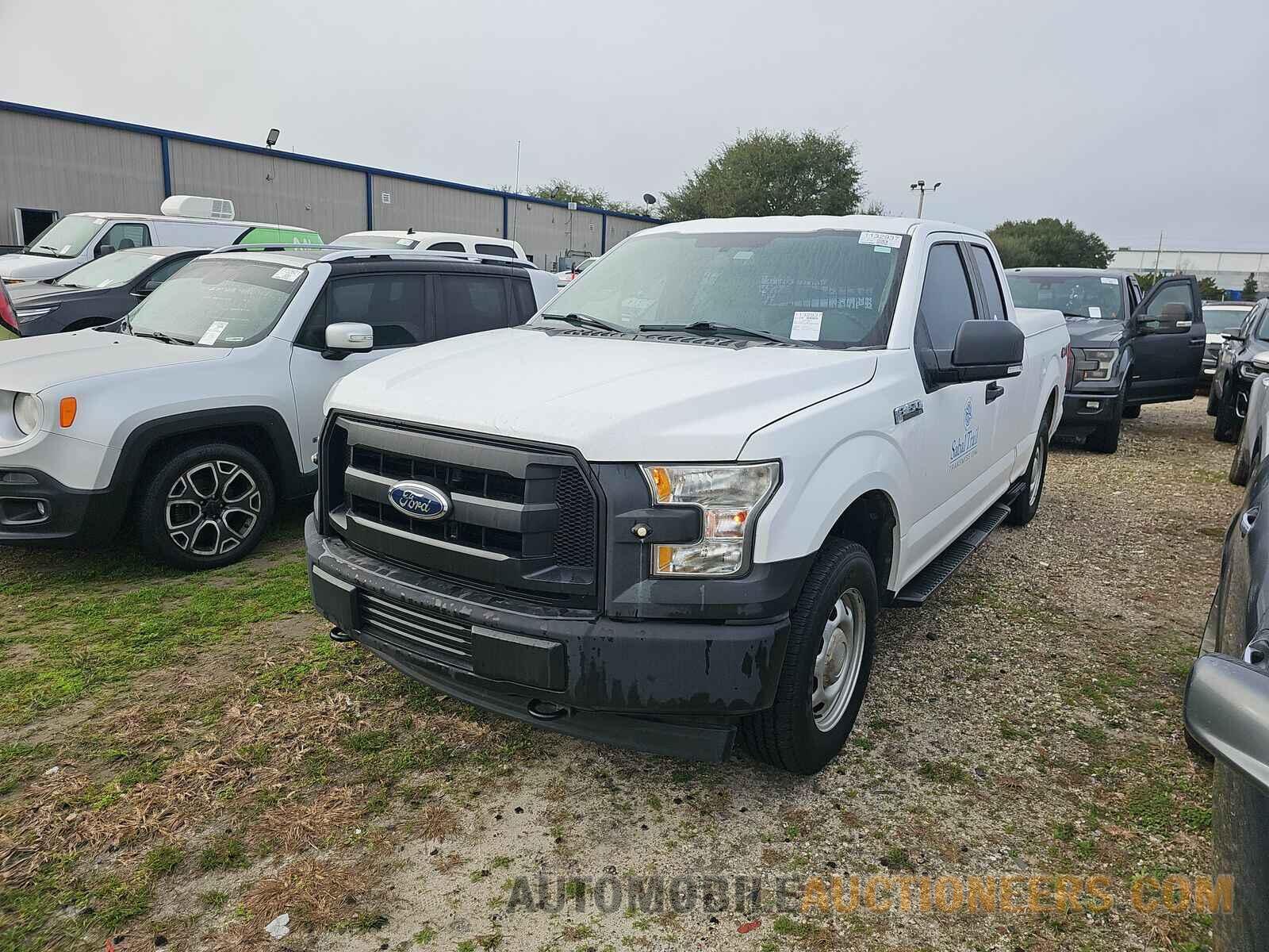 1FTFX1EF1HKC67379 Ford F-150 2017