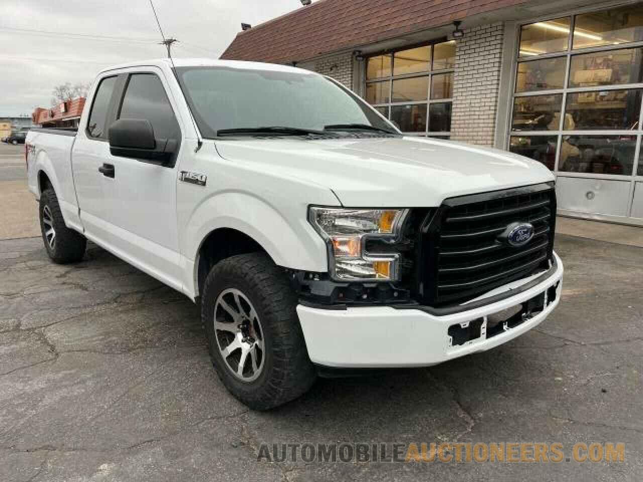 1FTFX1EF9HKD20829 FORD F-150 2017