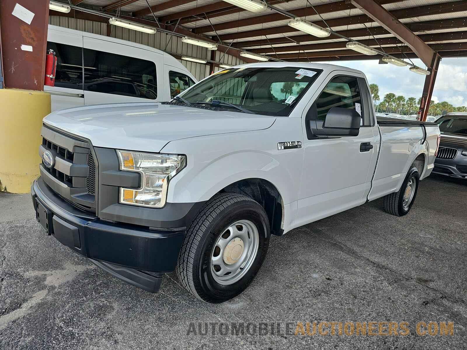 1FTMF1C84HKE06581 Ford F-150 2017