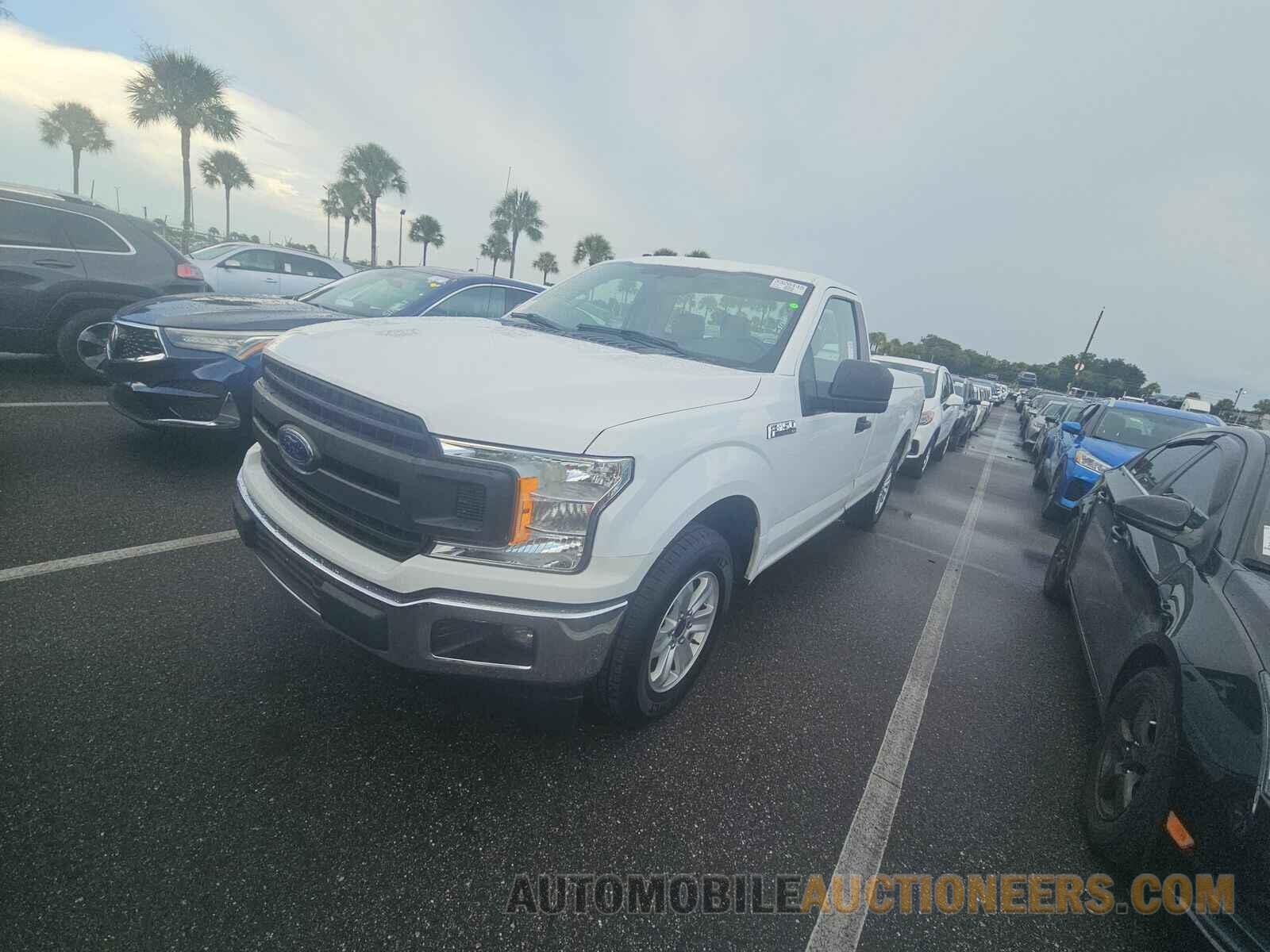 1FTMF1CB1JKE25896 Ford F-150 2018