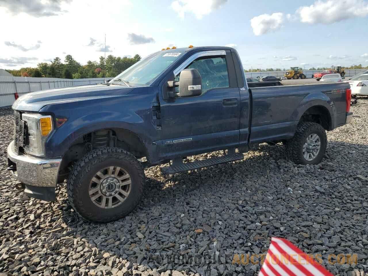 1FTRF3BT2HEB20833 FORD F350 2017