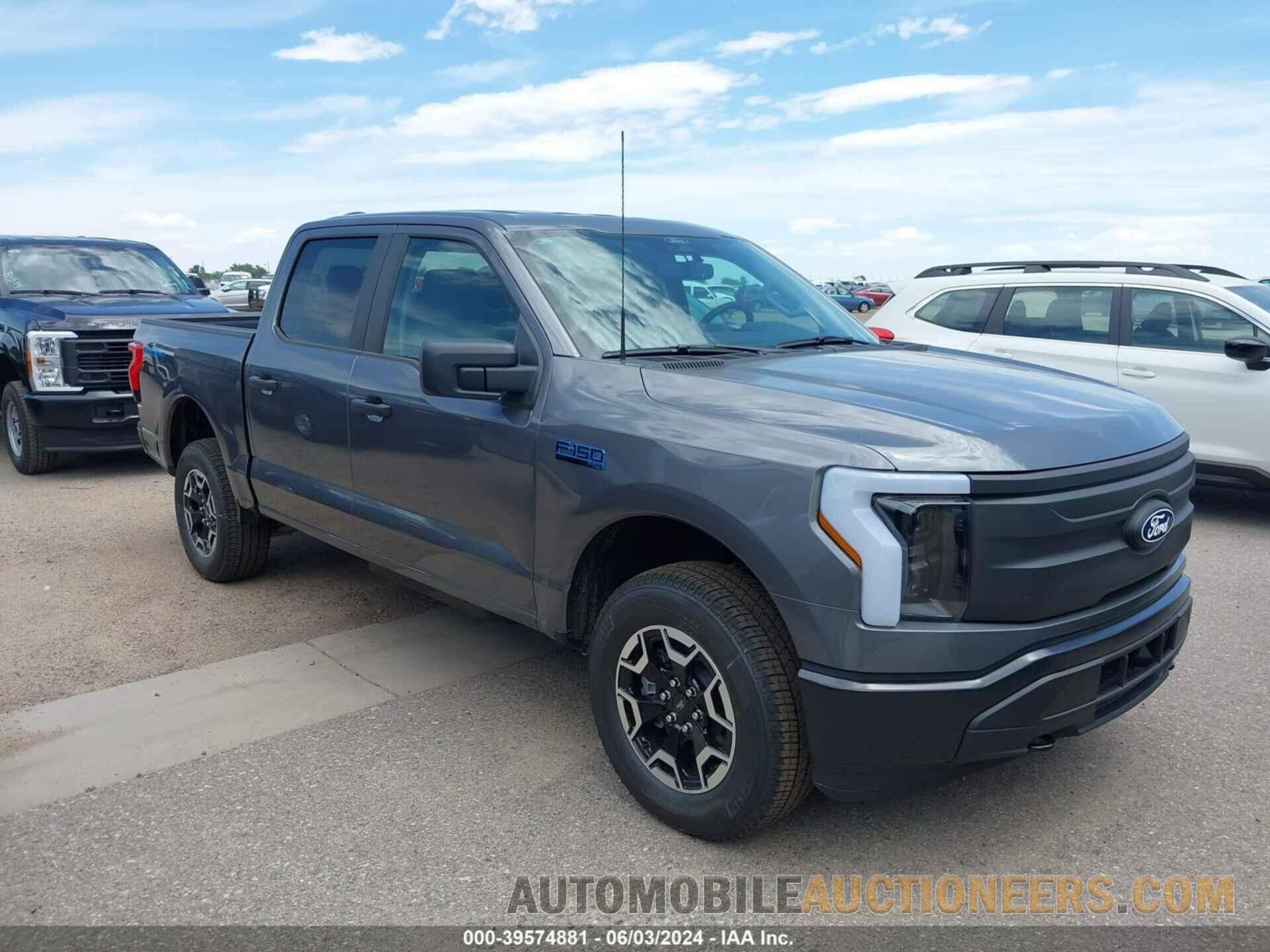 1FTVW1BK5RWG12522 FORD F-150 LIGHTNING 2024