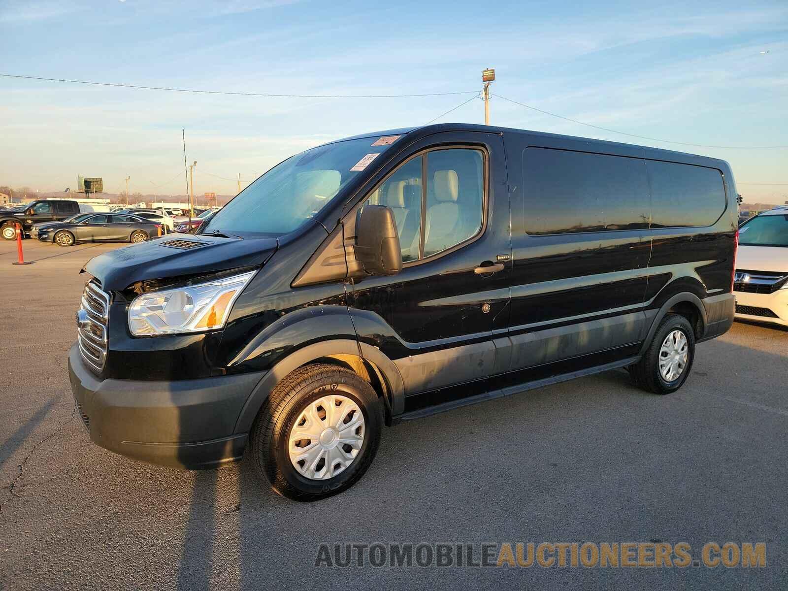 1FTYE1YM1HKA53324 Ford Transit Van 2017