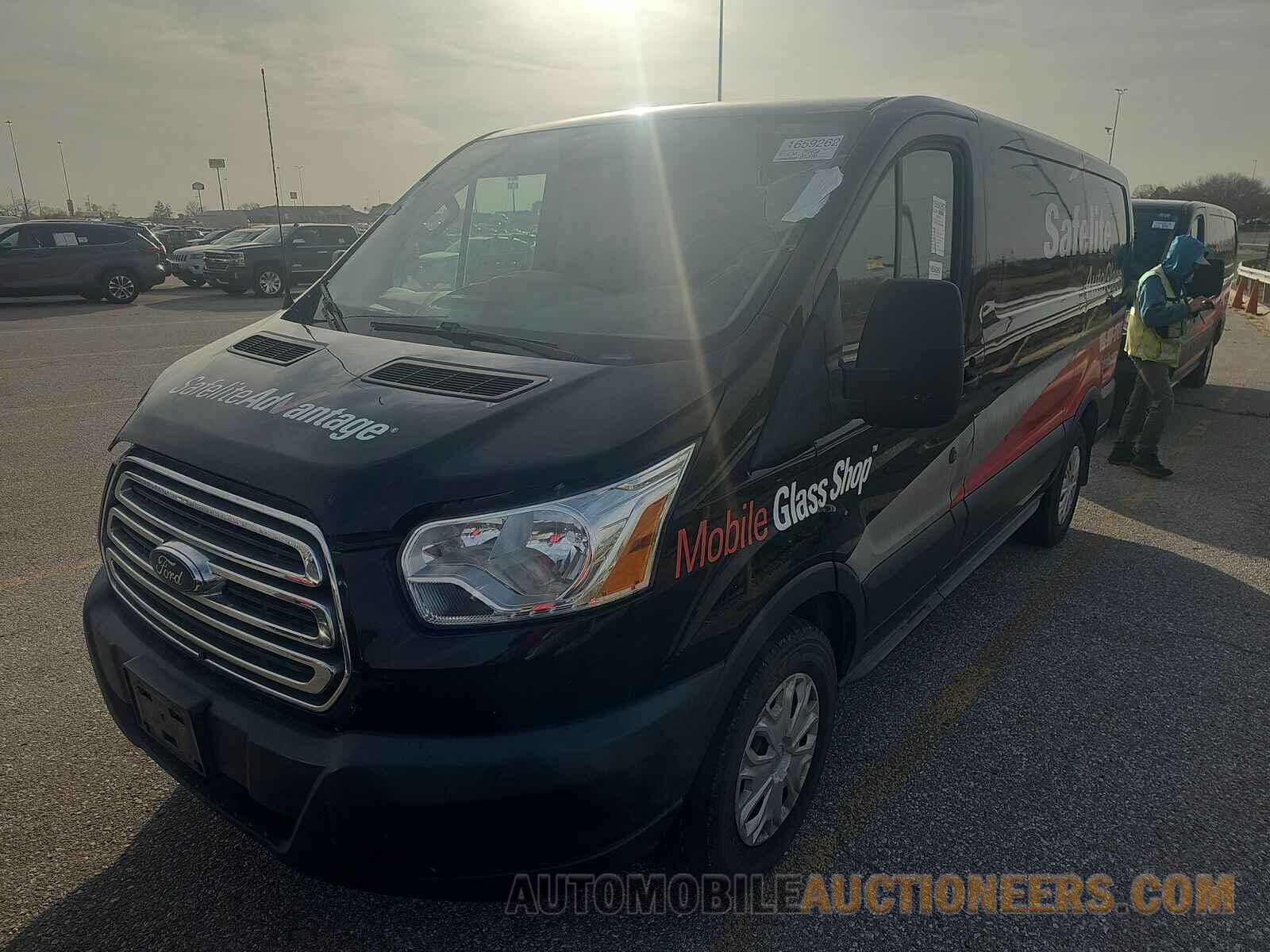 1FTYE1YM2HKA48262 Ford Transit 1 2017