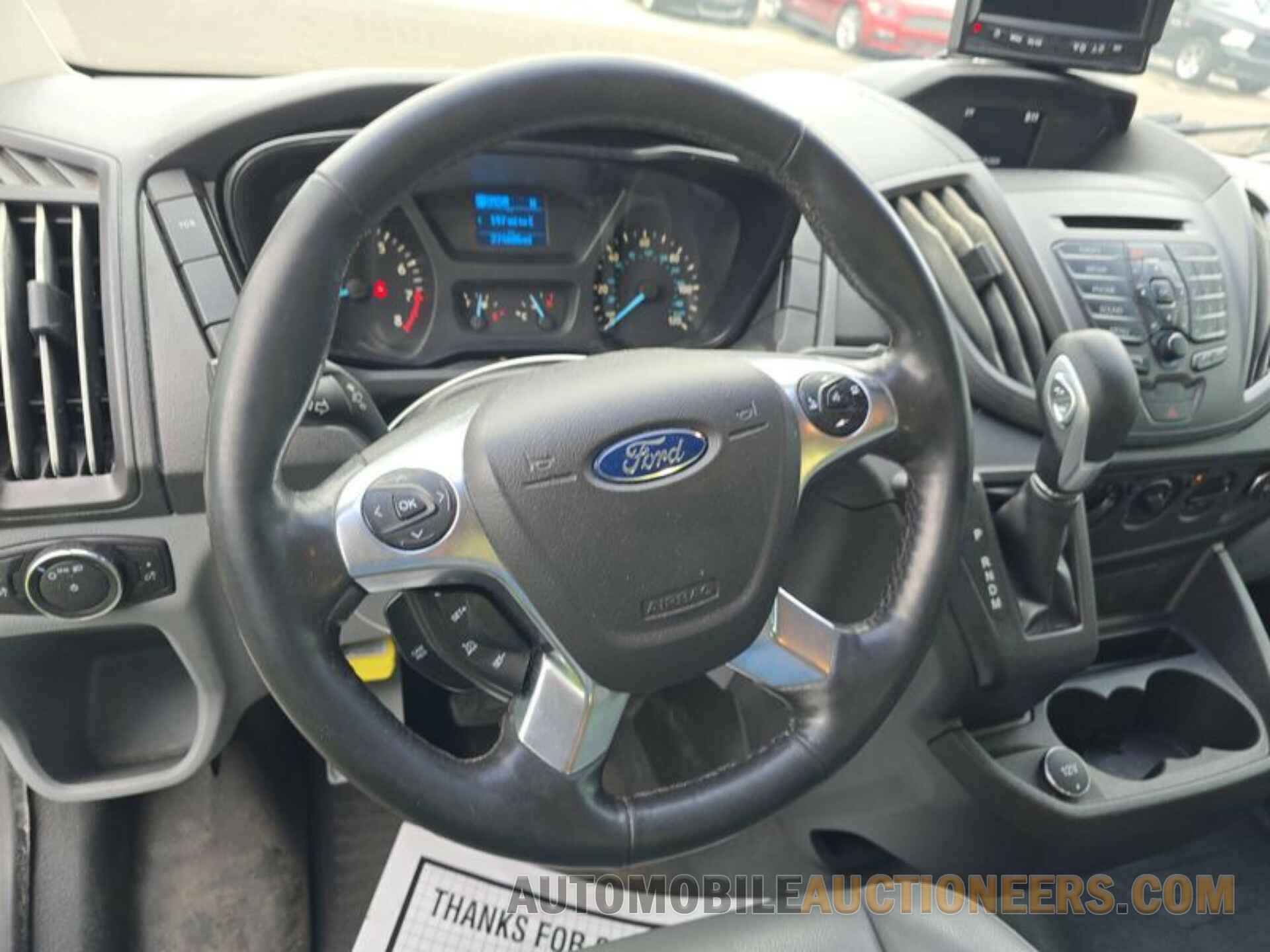 1FTYE1YM6HKB28132 FORD TRANSIT 2017