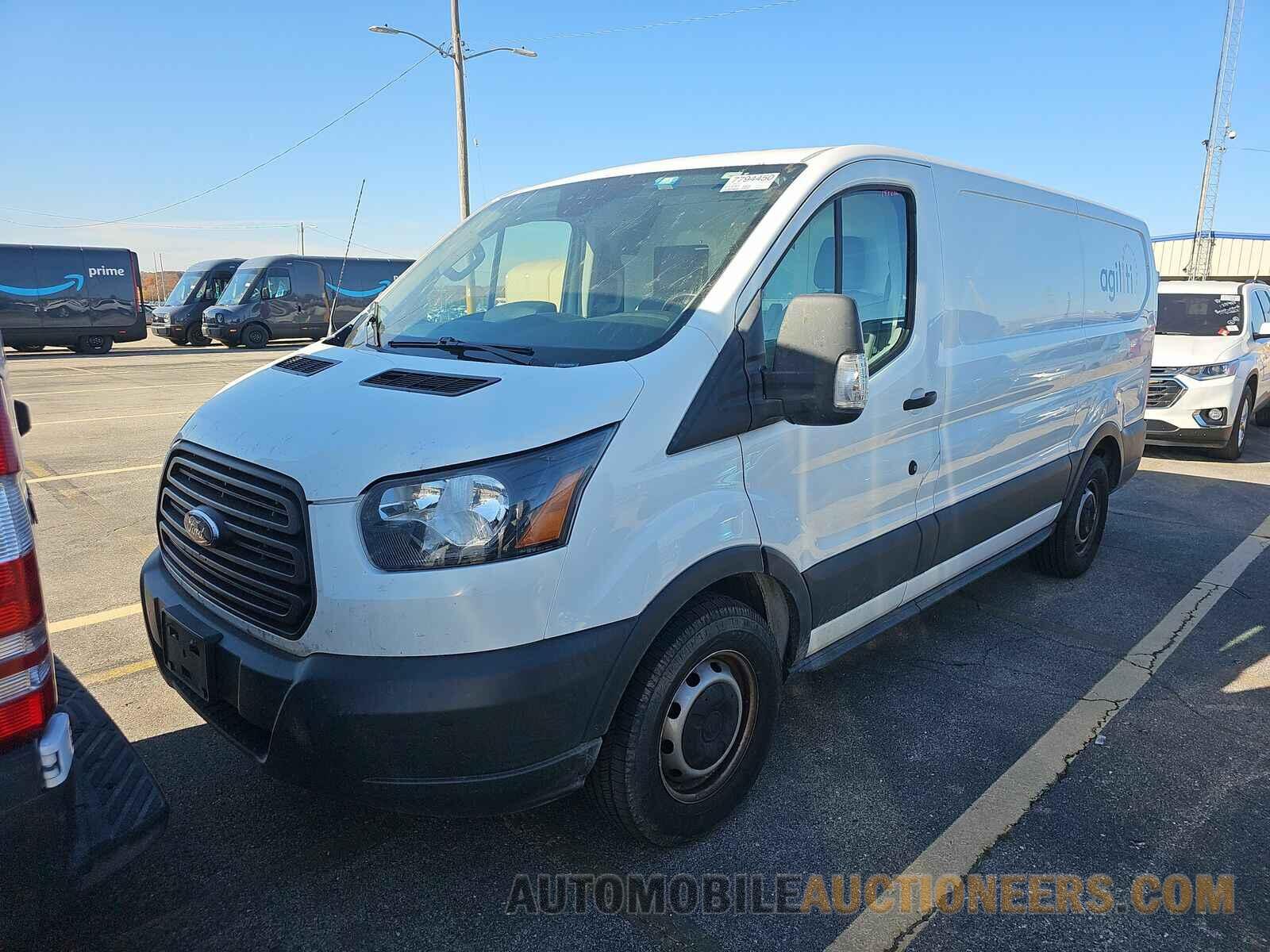 1FTYE1YMXJKB47563 Ford Transit 1 2018