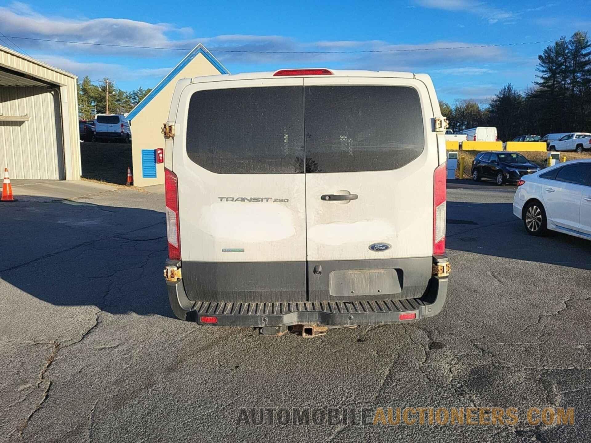 1FTYR1YG8JKA87460 FORD TRANSIT-250 2018