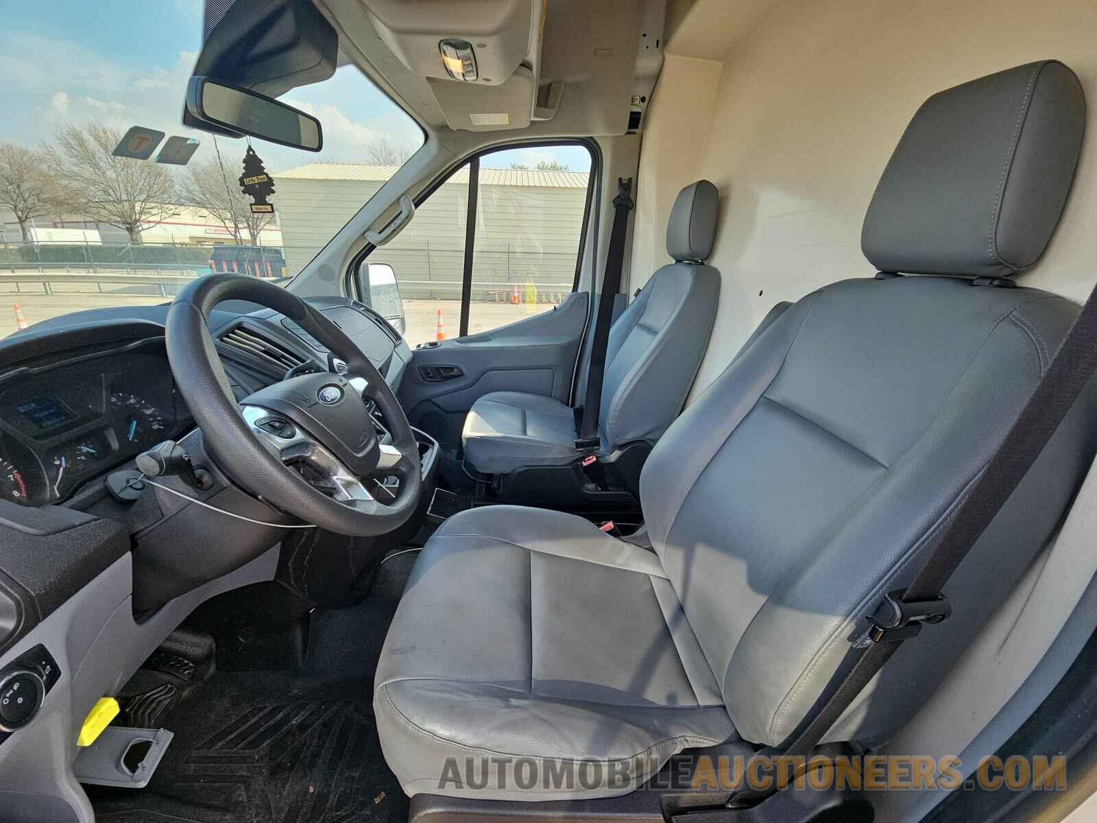 1FTYR2XM8HKA39500 Ford Transit 2 2017