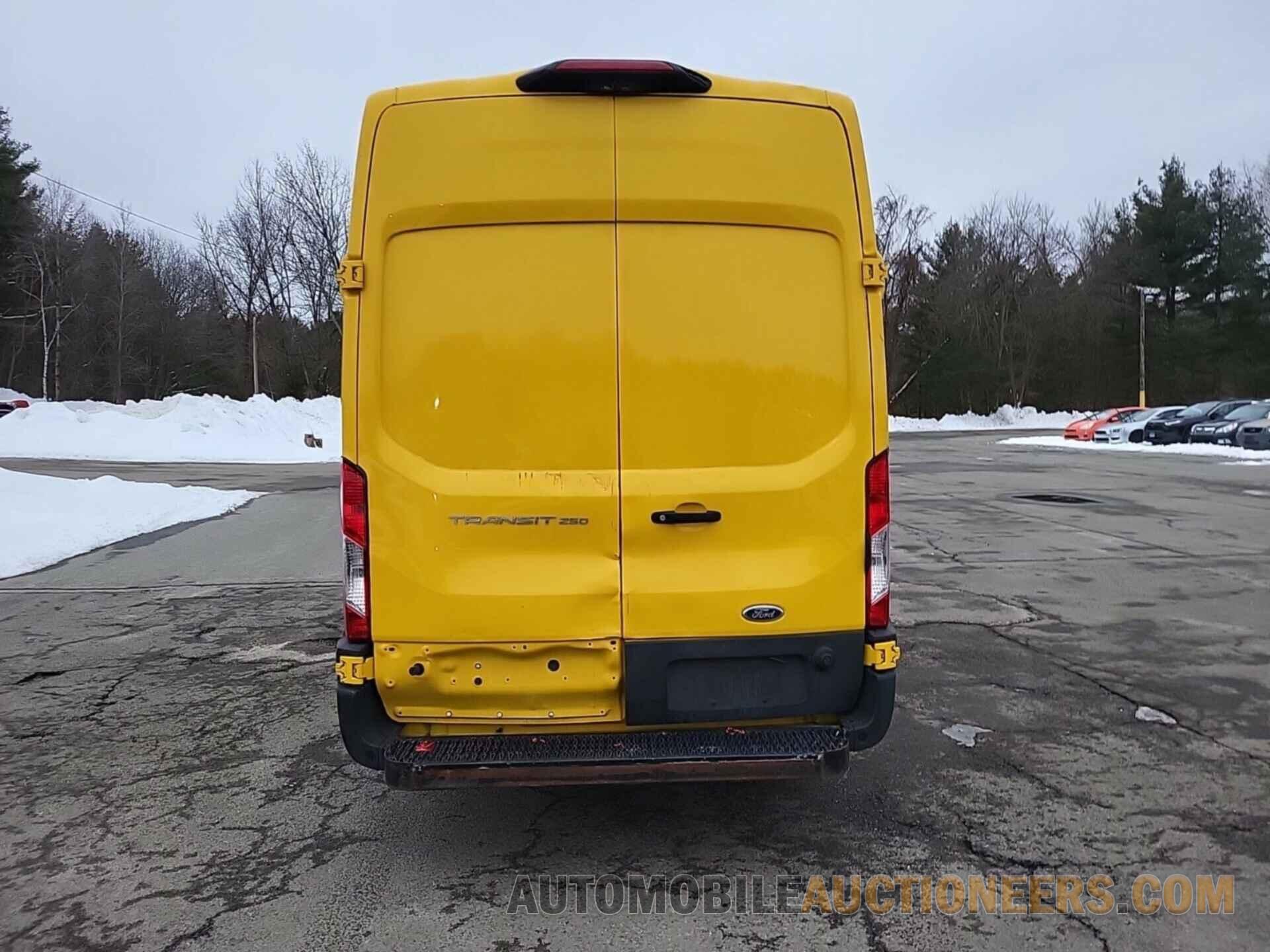 1FTYR3XMXKKA24817 FORD TRANSIT 2019