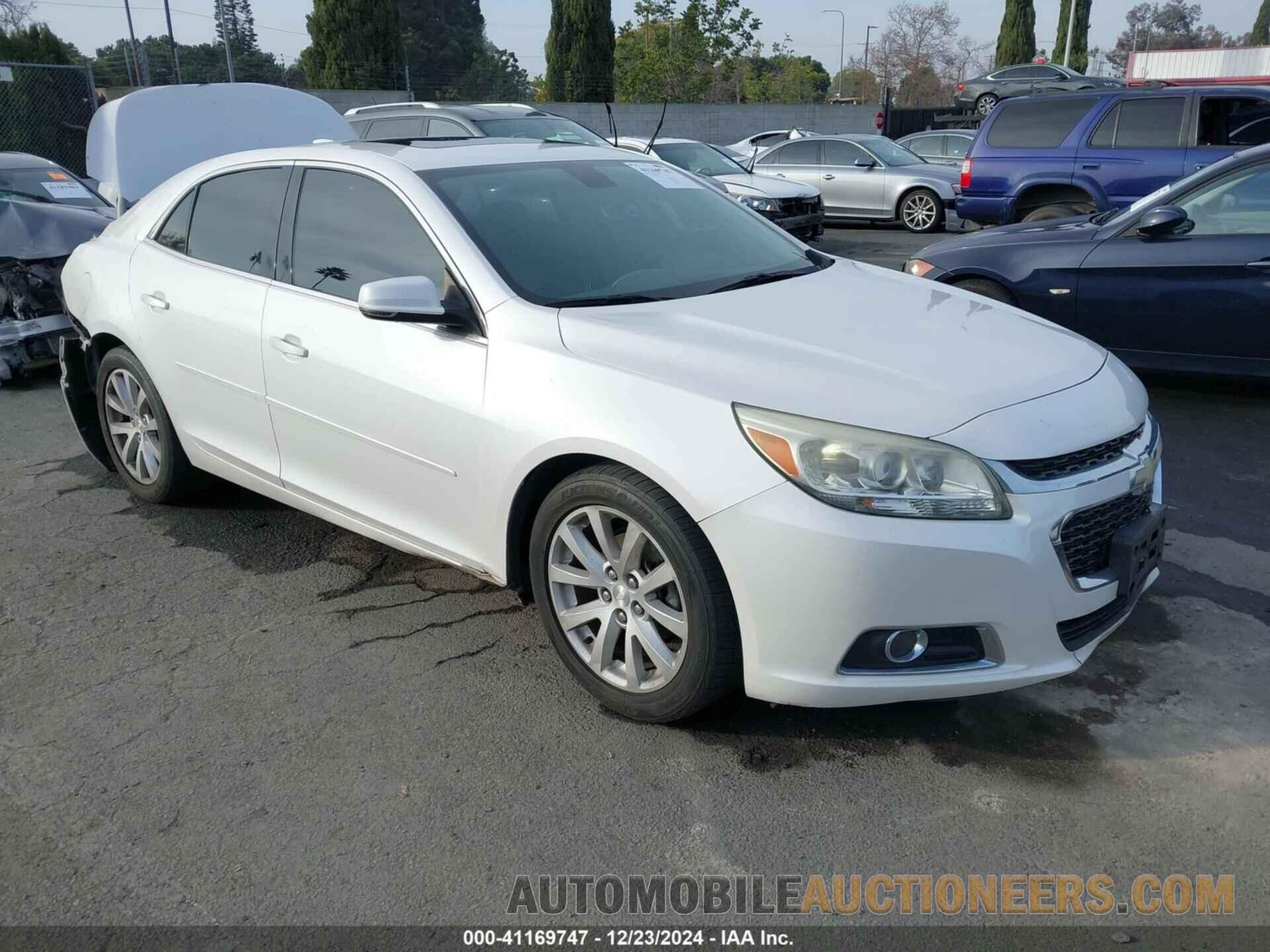 1G11D5SL6FF318135 CHEVROLET MALIBU 2015