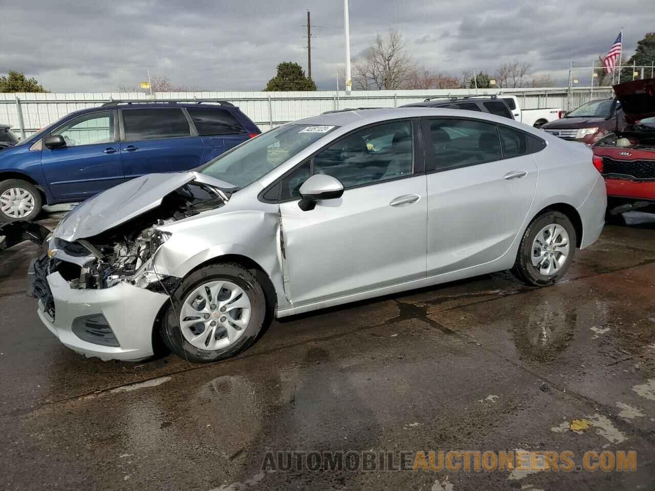 1G1BA5SM9K7130588 CHEVROLET CRUZE 2019