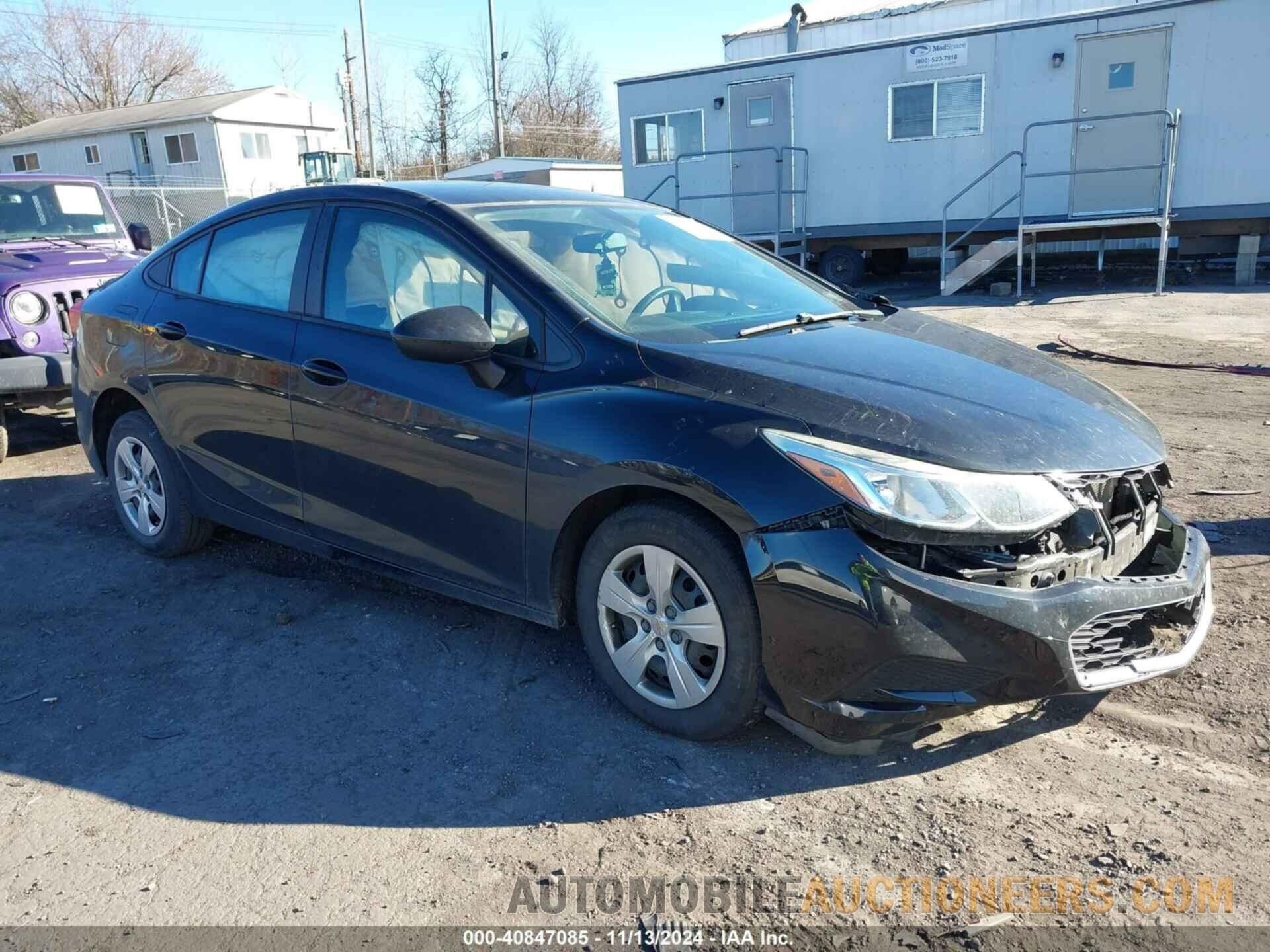 1G1BC5SM0H7115304 CHEVROLET CRUZE 2017