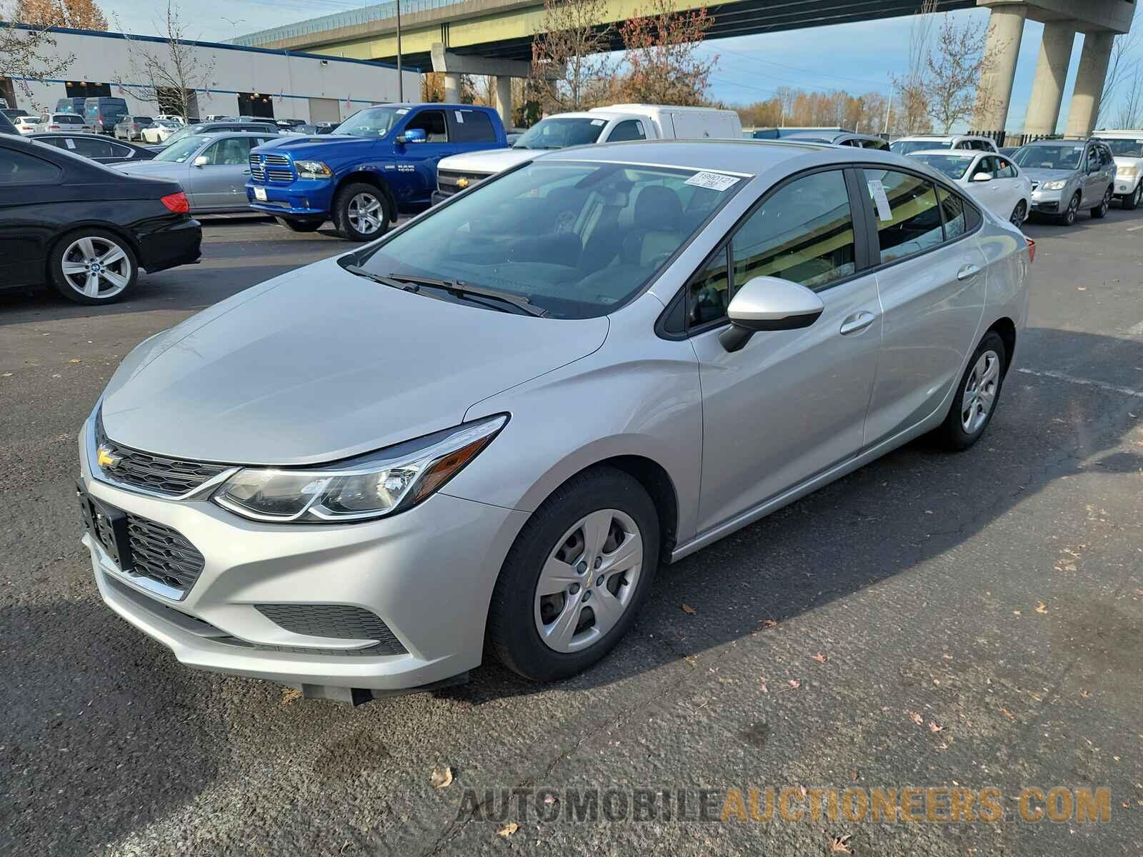 1G1BC5SM0H7208047 Chevrolet Cruze 2017