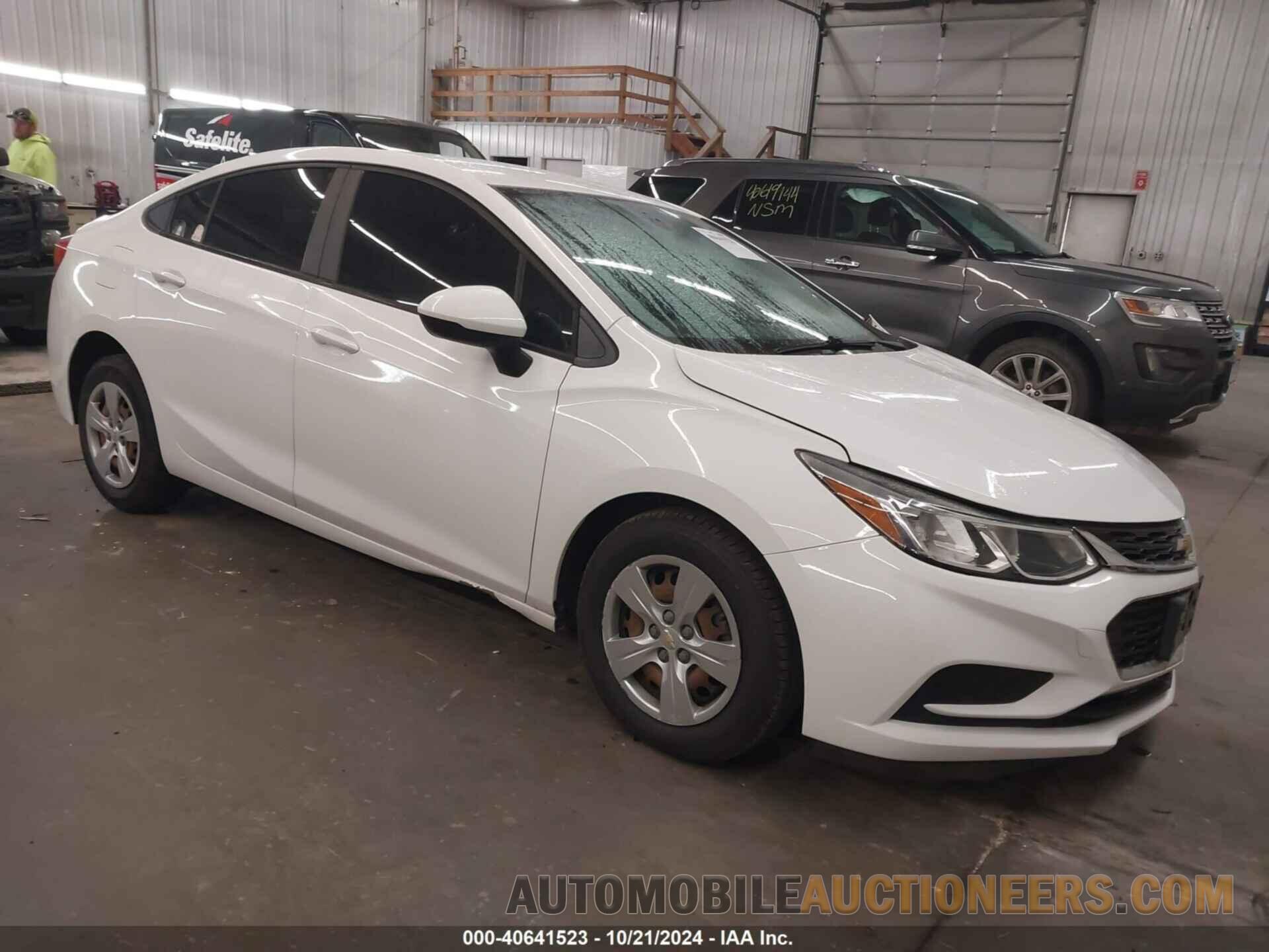 1G1BC5SM0J7104535 CHEVROLET CRUZE 2018